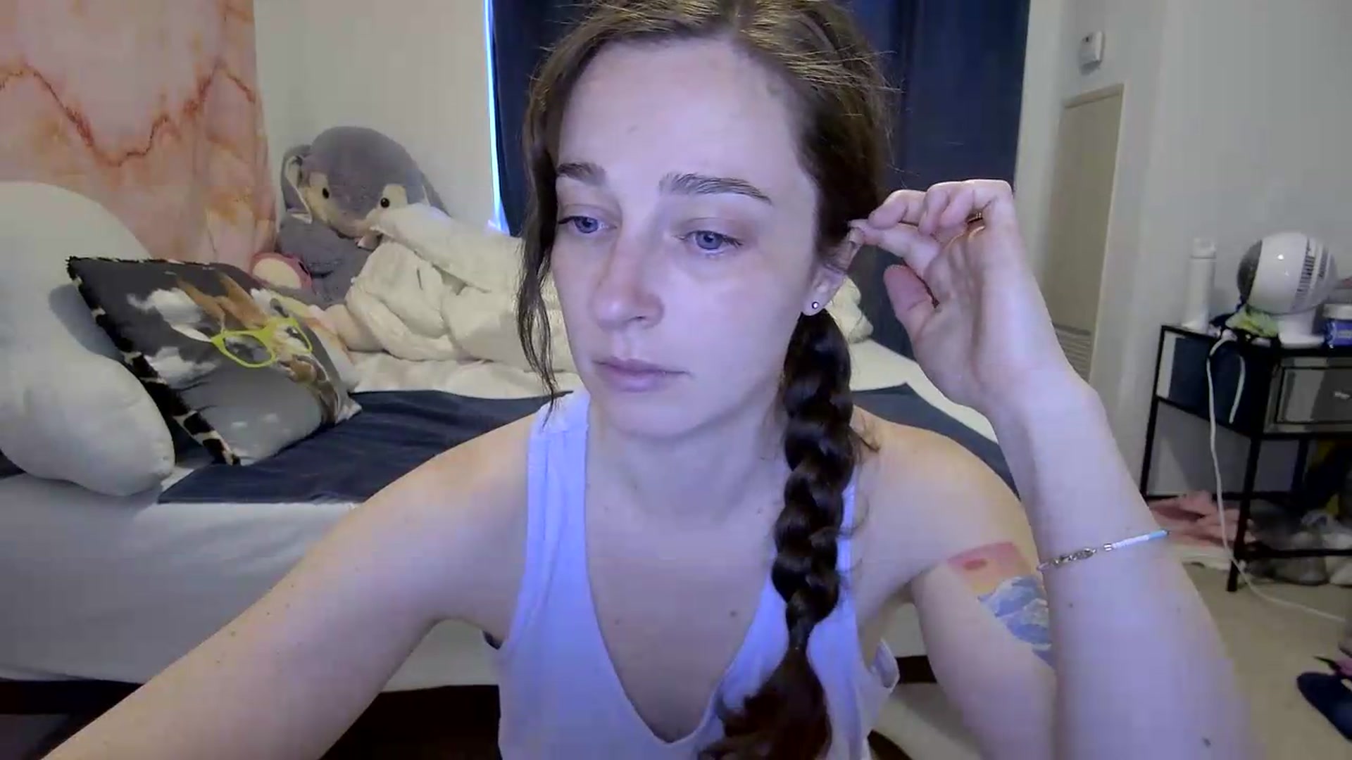 Gallery image thumbnail from Cbearrrr's myfreecams stream on, 05/25/2026, 23:49 image 10 of 20
