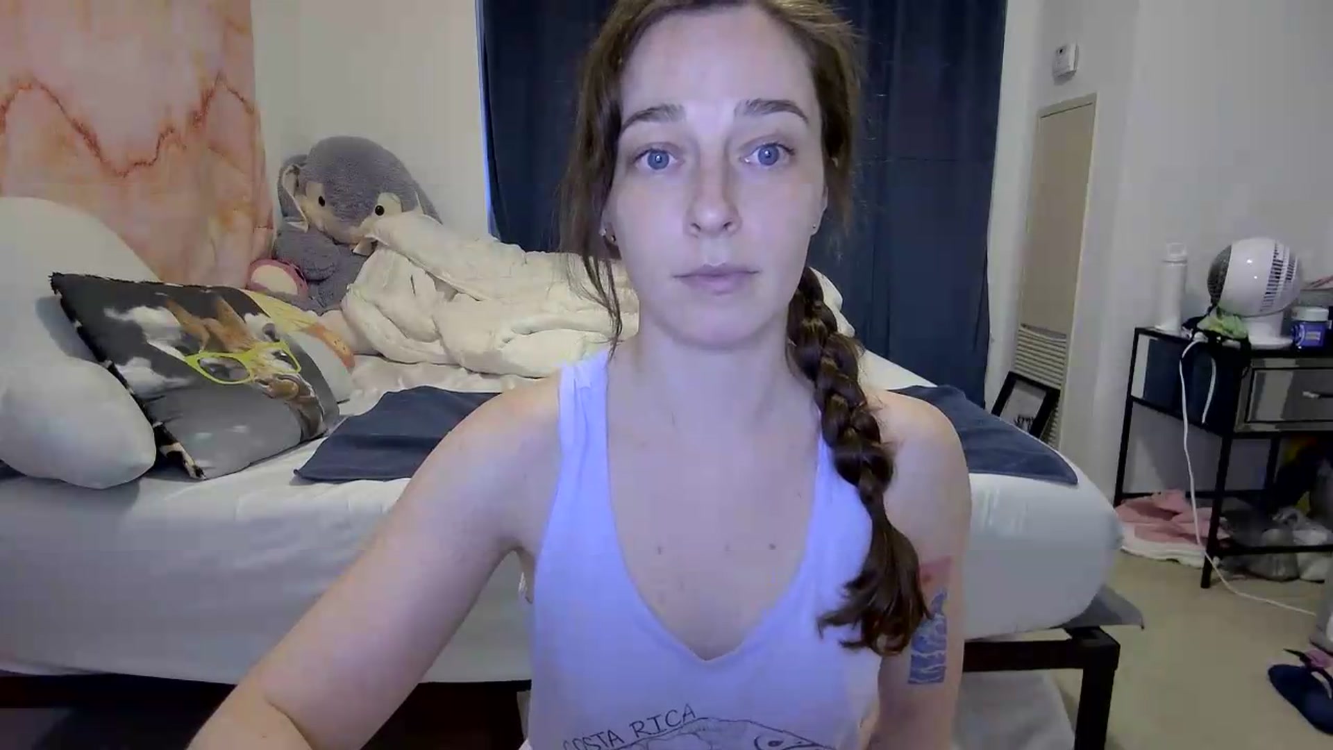 Gallery image thumbnail from Cbearrrr's myfreecams stream on, 05/26/2026, 24:41 image 15 of 20