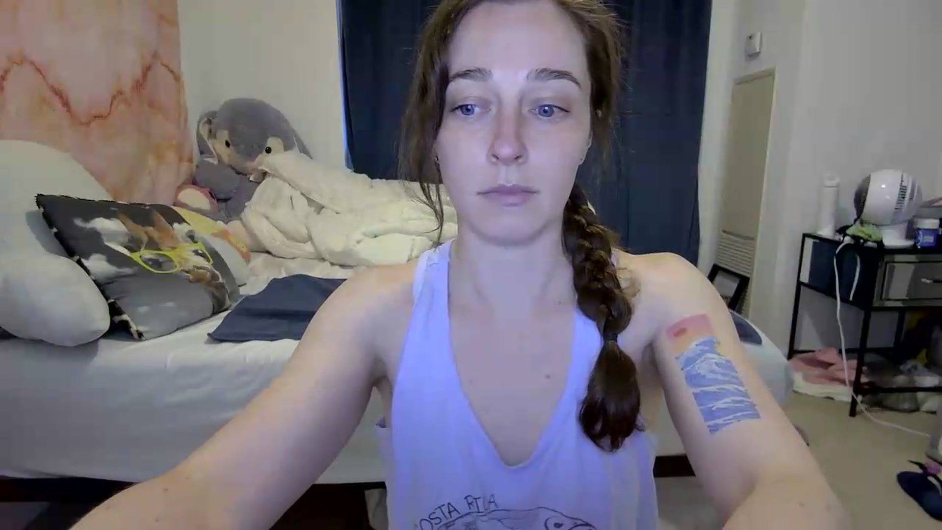 Gallery image thumbnail from Cbearrrr's myfreecams stream on, 05/26/2026, 24:41 image 17 of 20