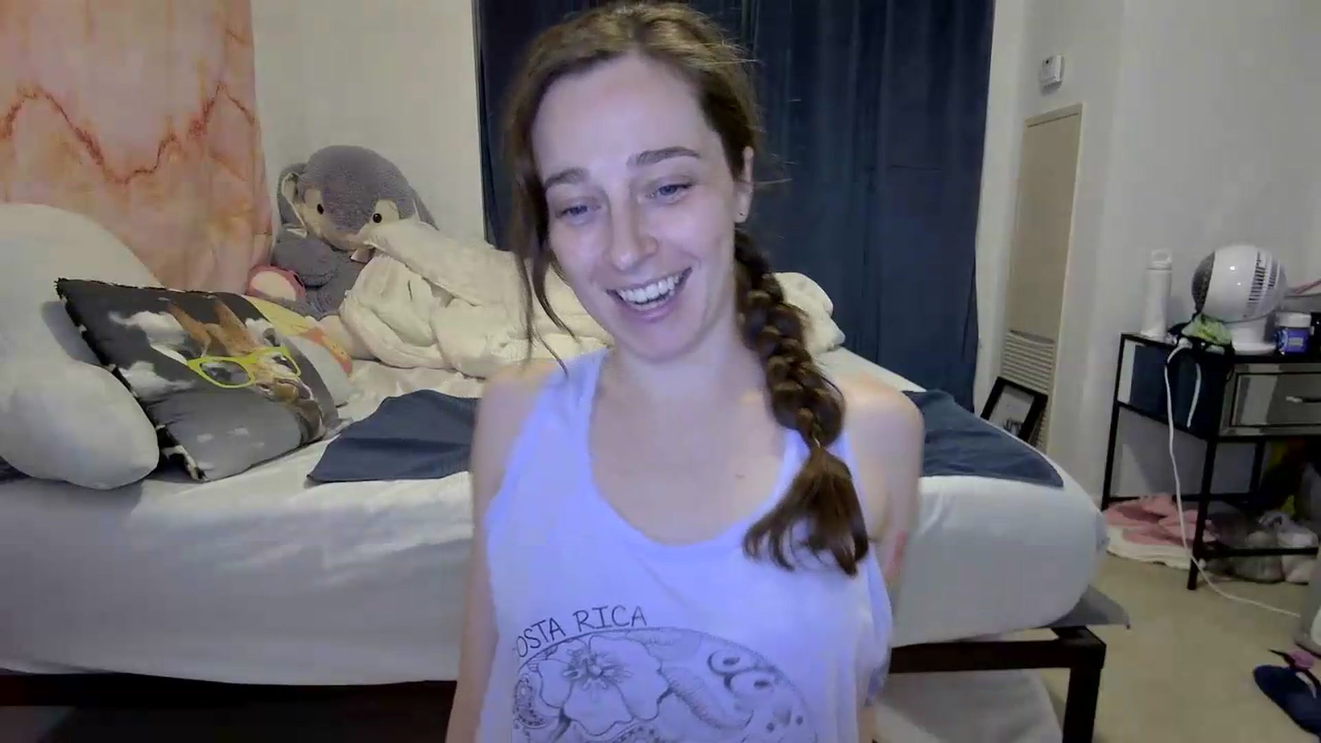 Gallery image thumbnail from Cbearrrr's myfreecams stream on, 05/26/2026, 02:32 image 3 of 20