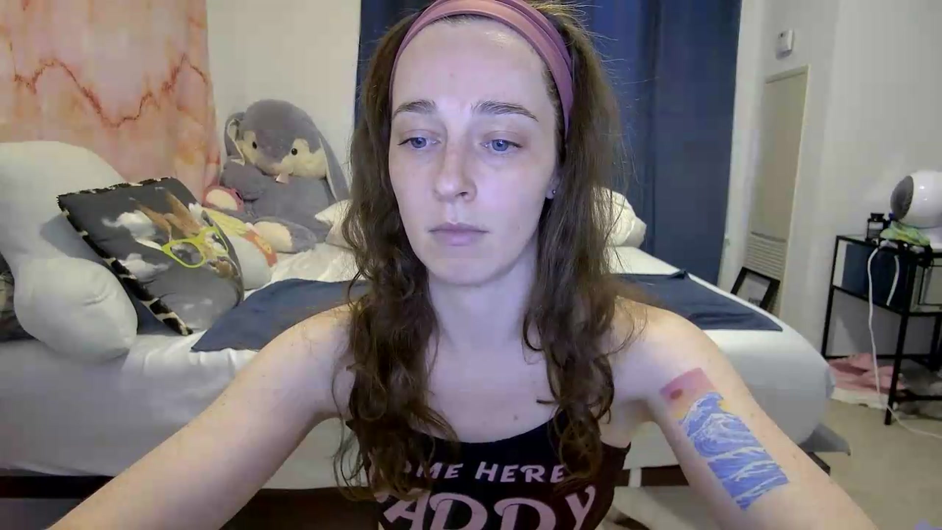 Gallery image thumbnail from Cbearrrr's myfreecams stream on, 05/26/2026, 23:28 image 17 of 20