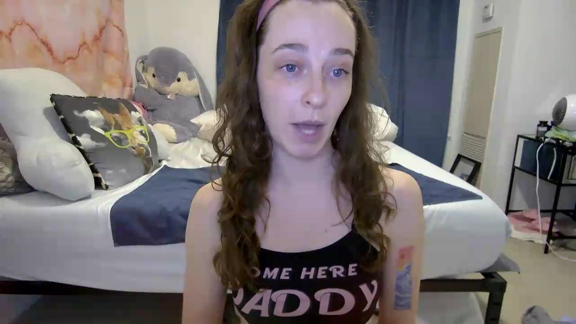 Gallery image thumbnail from Cbearrrr's myfreecams stream on, 05/27/2026, 03:45 image 18 of 20
