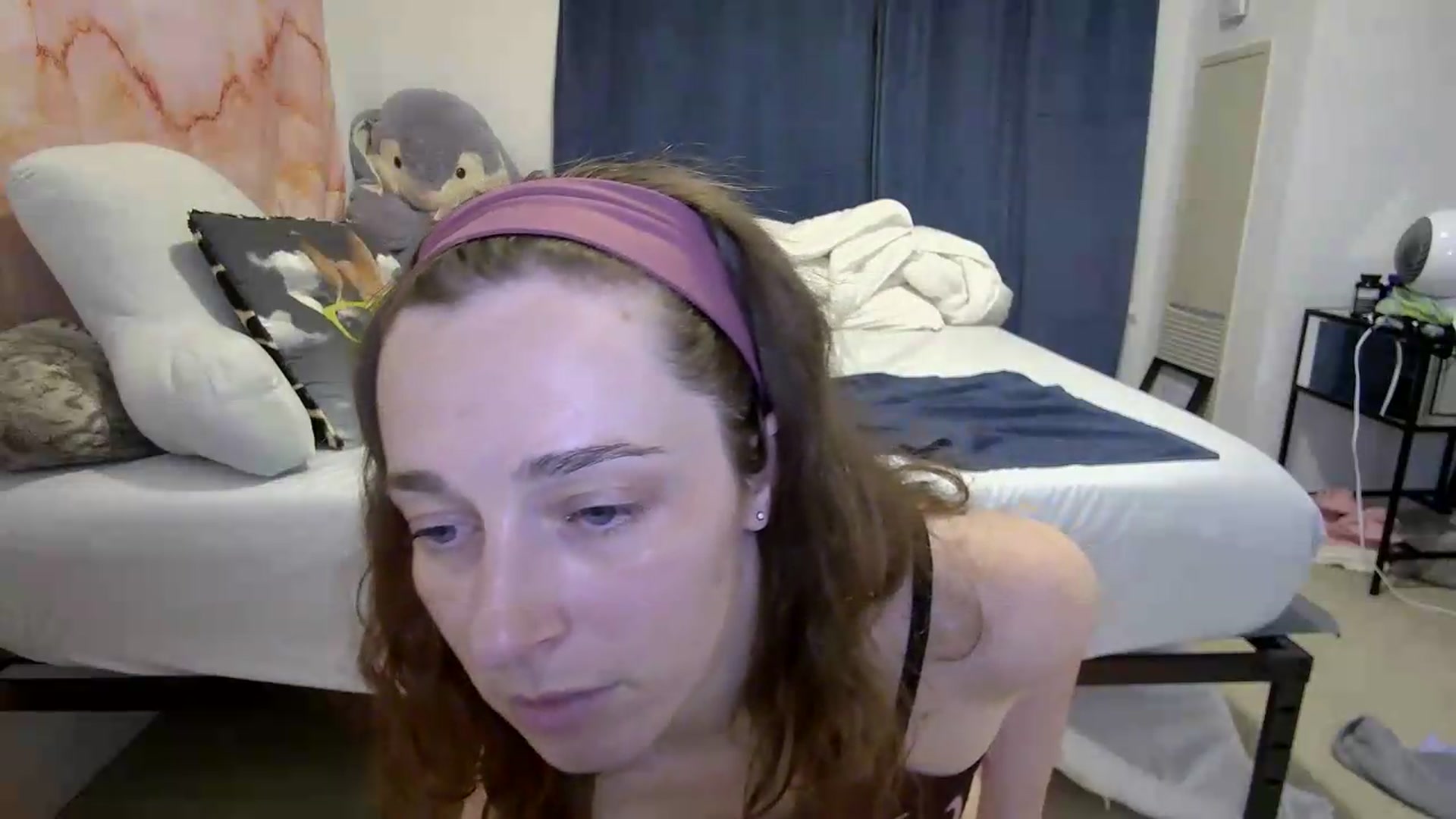 Gallery image thumbnail from Cbearrrr's myfreecams stream on, 05/27/2026, 04:35 image 18 of 20
