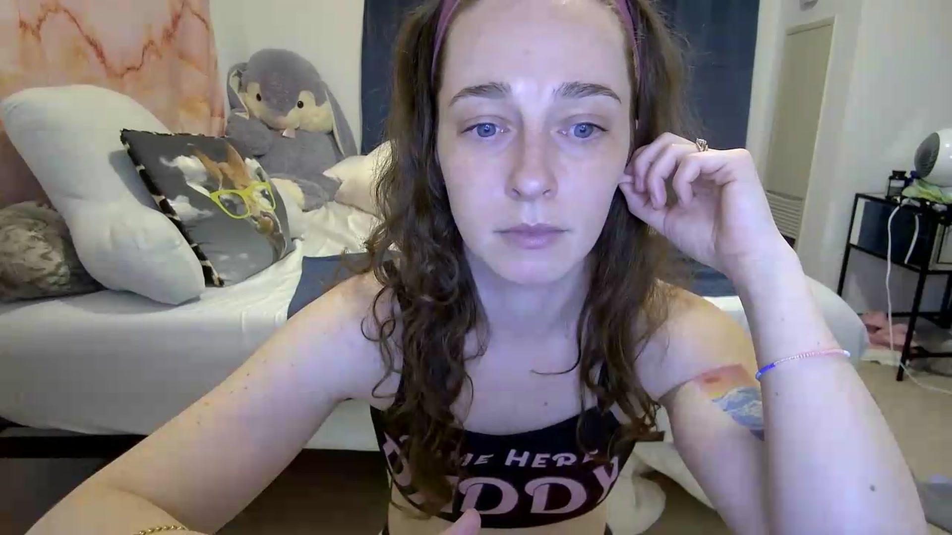 Gallery image thumbnail from Cbearrrr's myfreecams stream on, 05/27/2026, 04:35 image 6 of 20