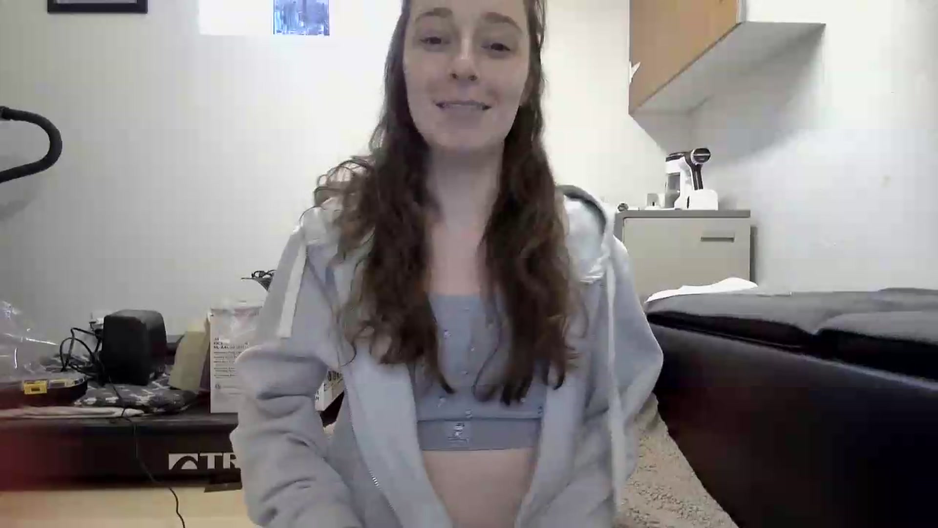 Gallery image thumbnail from Cbearrrr's myfreecams stream on, 06/03/2026, 19:41 image 2 of 20