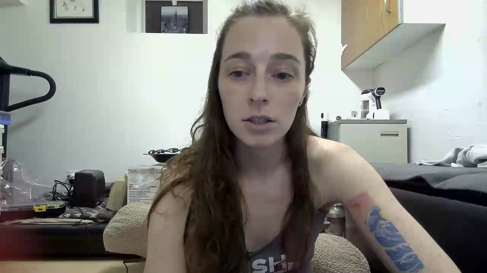 Gallery image thumbnail from Cbearrrr's myfreecams stream on, 06/04/2026, 02:45 image 16 of 20