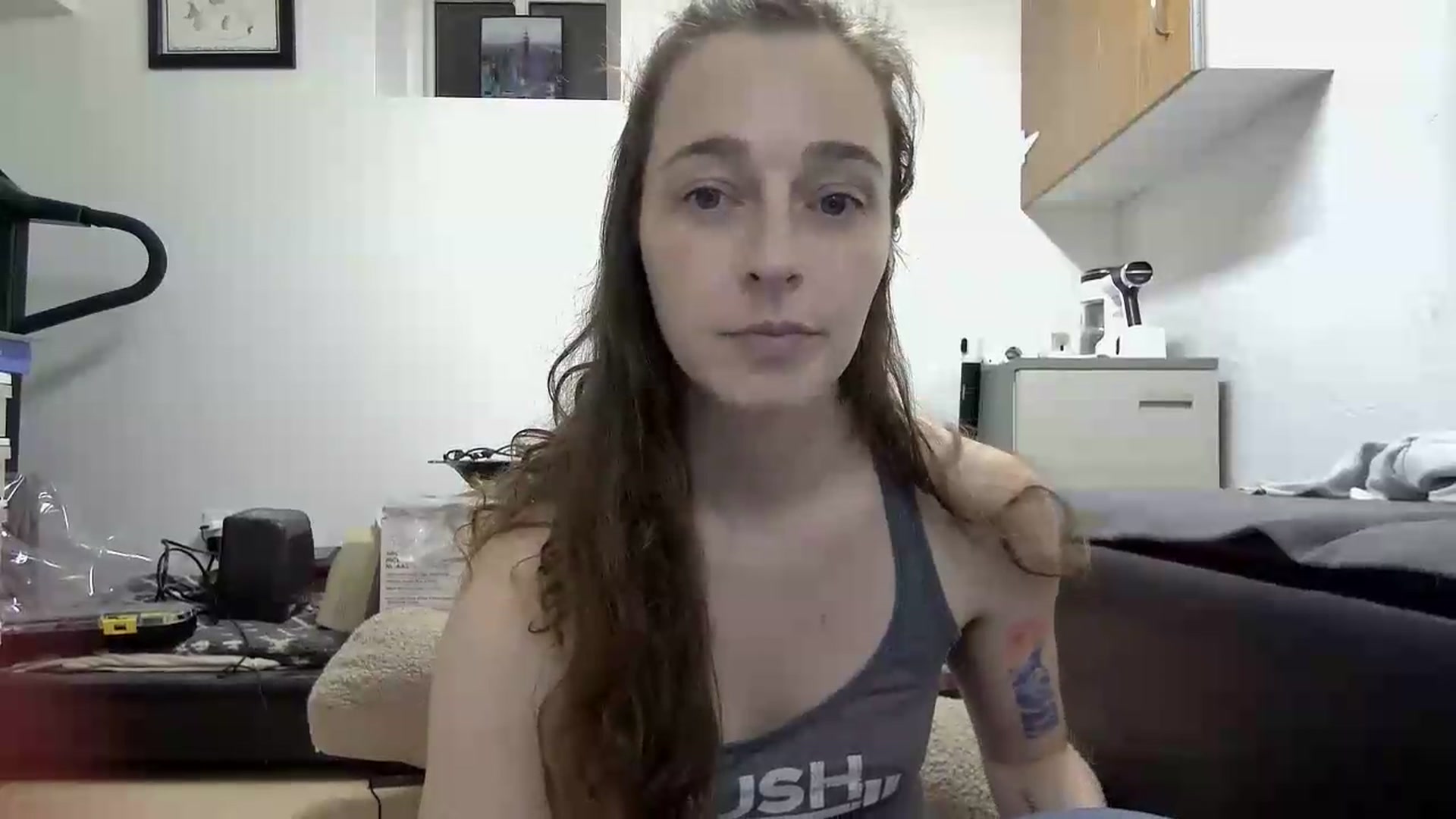 Gallery image thumbnail from Cbearrrr's myfreecams stream on, 06/04/2026, 02:45 image 13 of 20