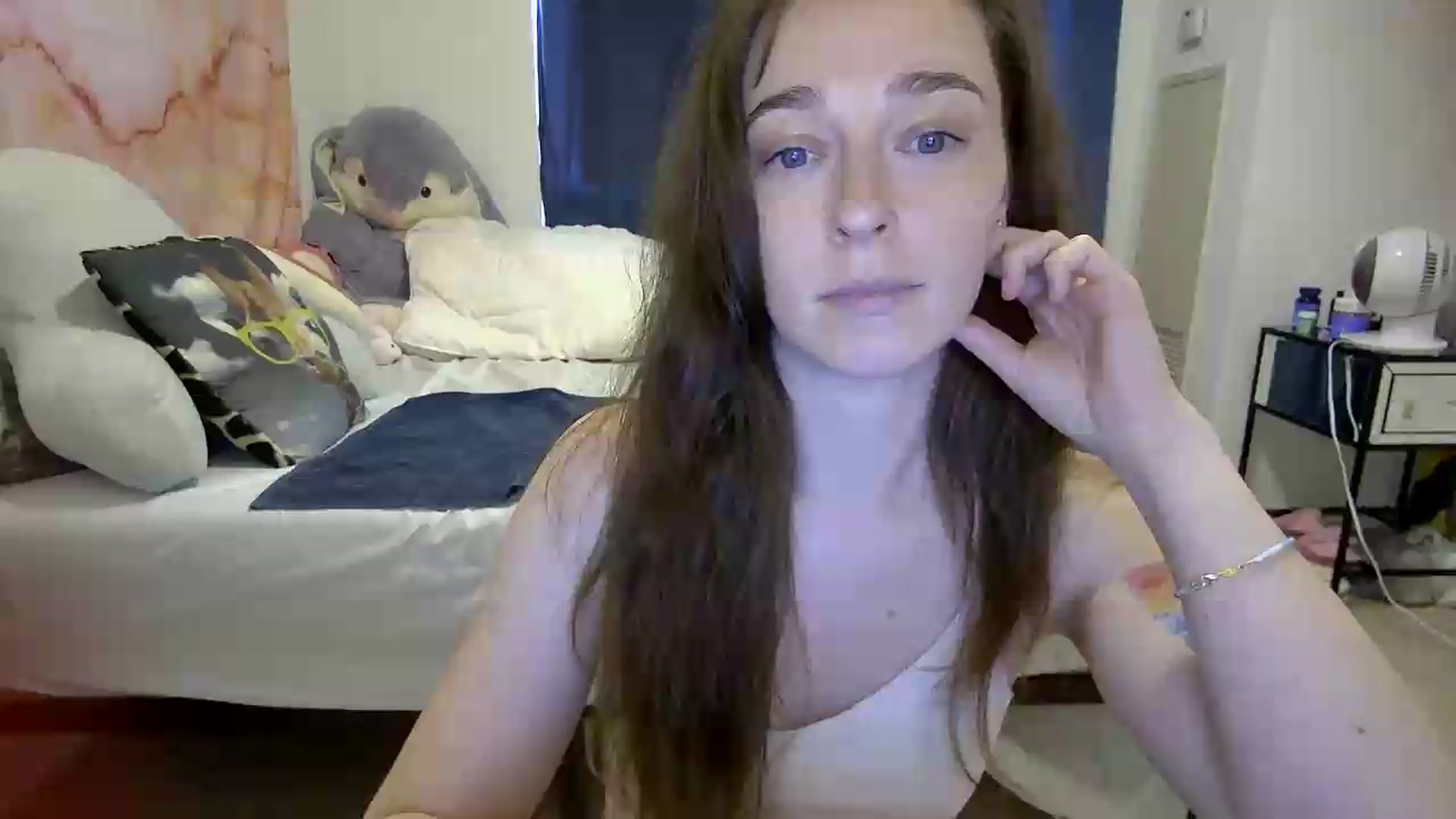Gallery image thumbnail from Cbearrrr's myfreecams stream on, 06/15/2026, 20:44 image 12 of 20