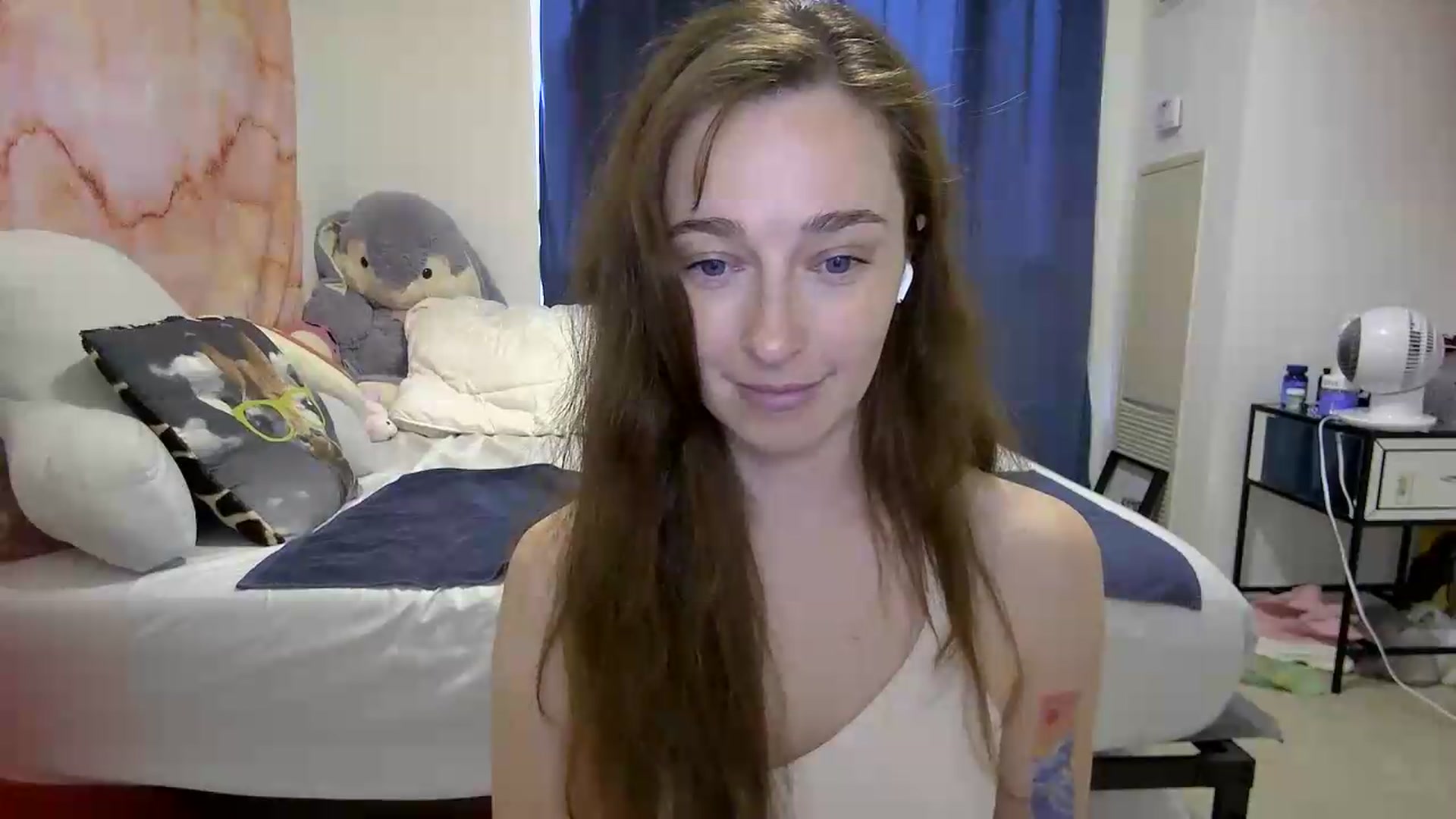 Gallery image thumbnail from Cbearrrr's myfreecams stream on, 06/15/2026, 20:44 image 20 of 20