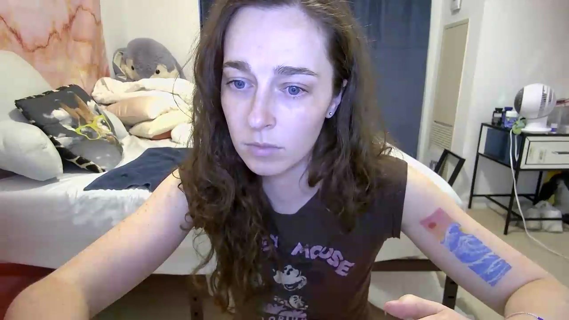 Gallery image thumbnail from Cbearrrr's myfreecams stream on, 06/23/2026, 01:08 image 3 of 20