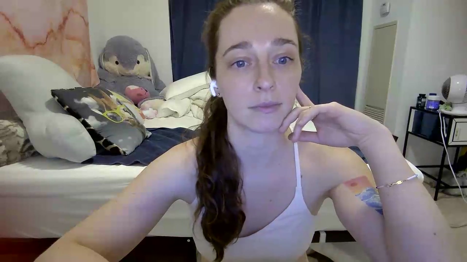 Gallery image thumbnail from Cbearrrr's myfreecams stream on, 06/24/2026, 03:38 image 13 of 20