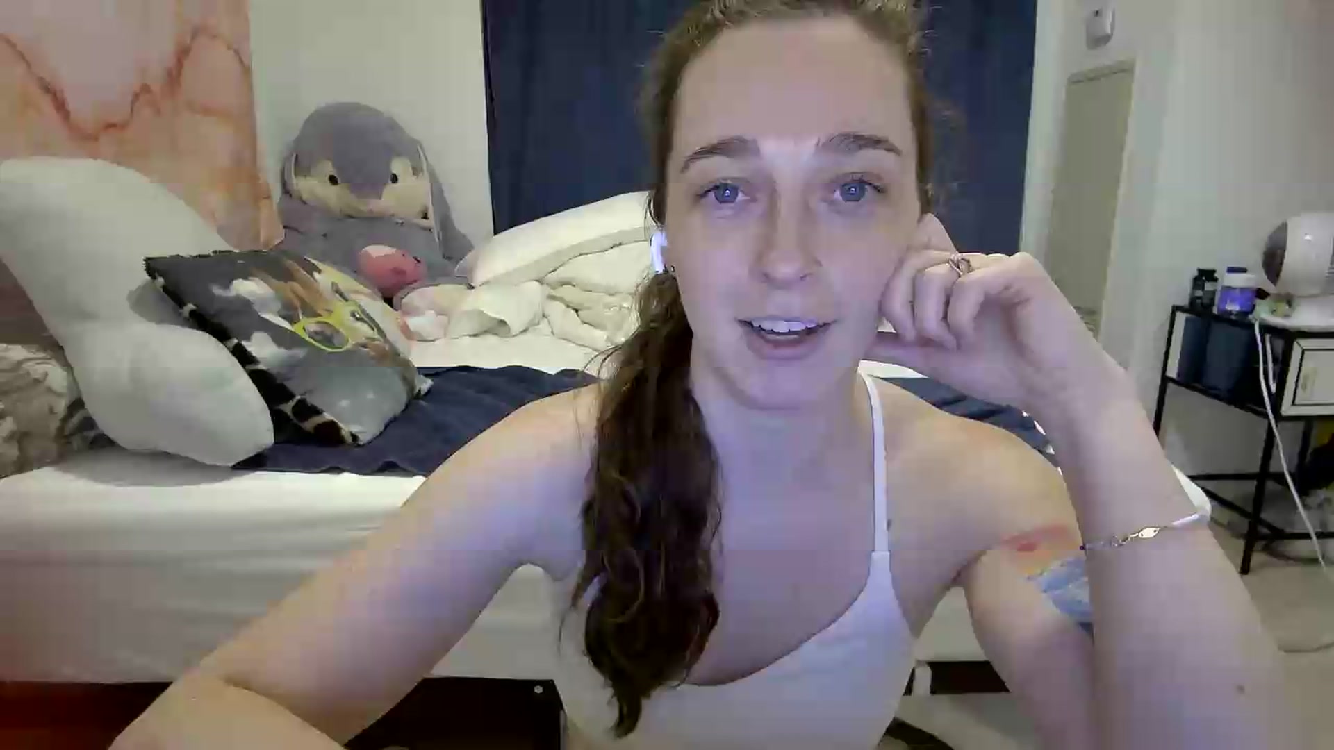 Gallery image thumbnail from Cbearrrr's myfreecams stream on, 06/24/2026, 03:38 image 11 of 20