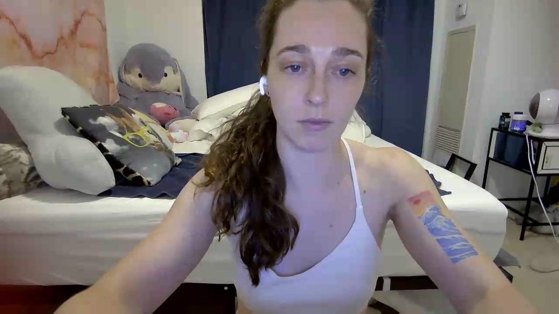Gallery image thumbnail from Cbearrrr's myfreecams stream on, 06/24/2026, 03:38 image 16 of 20