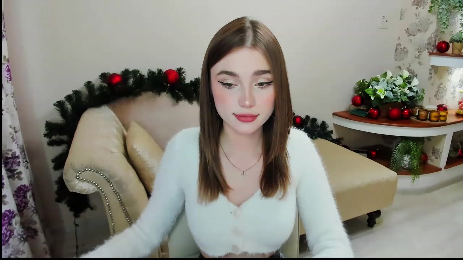 Gallery image thumbnail from CcrystalSoul's myfreecams stream on, 01/16/2023, 09:16 image 15 of 20