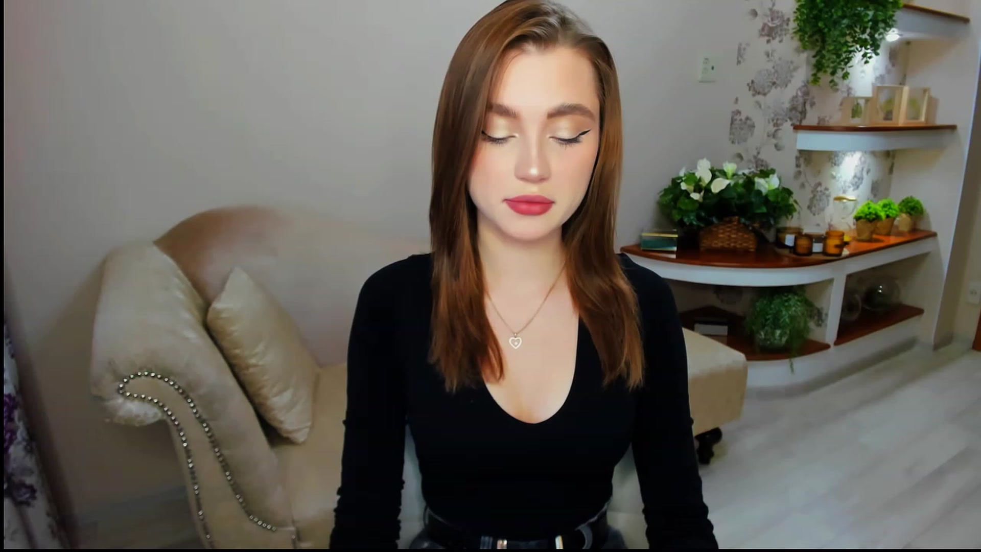 Gallery image thumbnail from CcrystalSoul's myfreecams stream on, 01/30/2023, 09:02 image 20 of 20