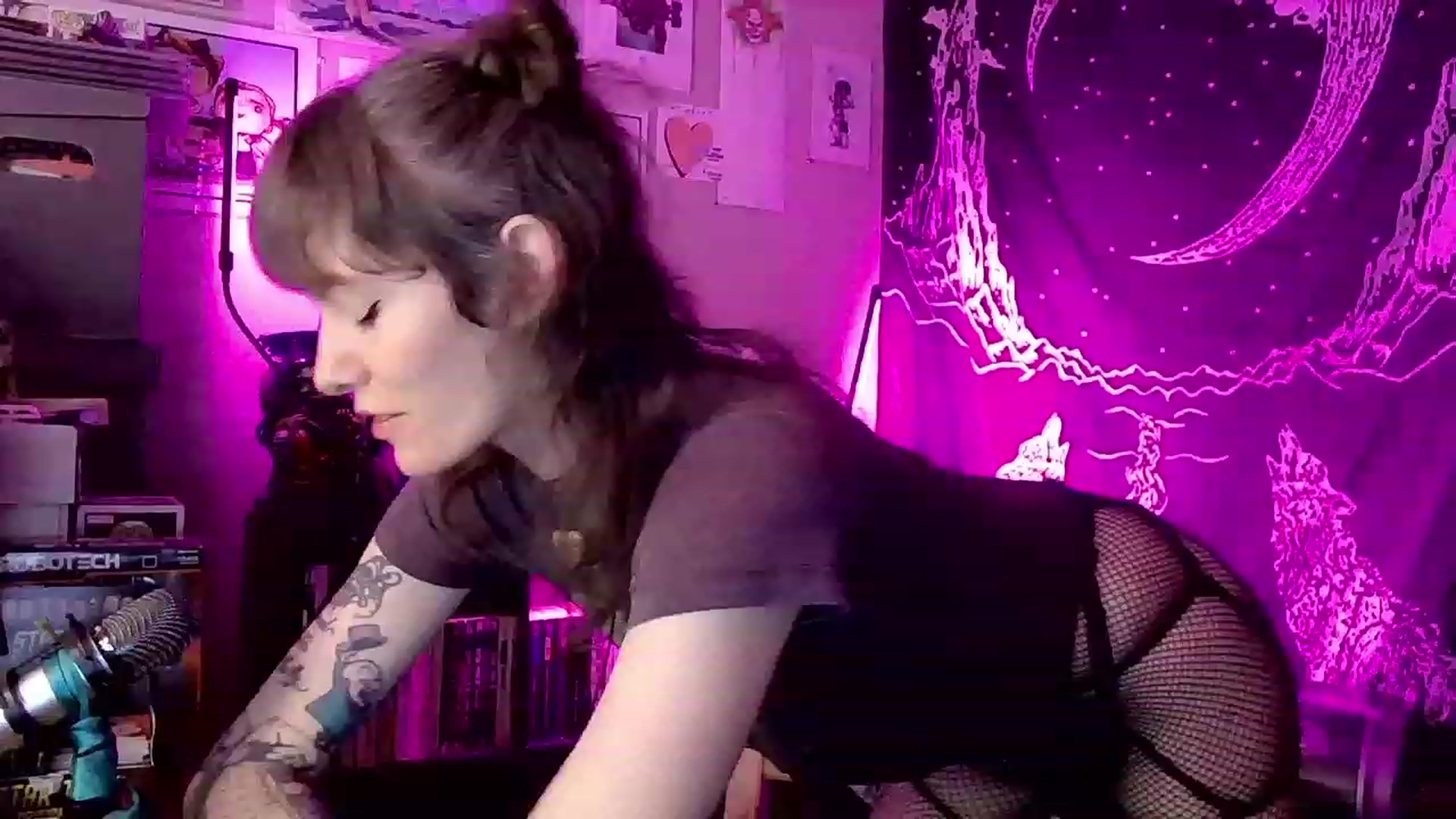 Gallery image thumbnail from CdrTroi's myfreecams stream on, 01/19/2023, 06:09 image 14 of 20