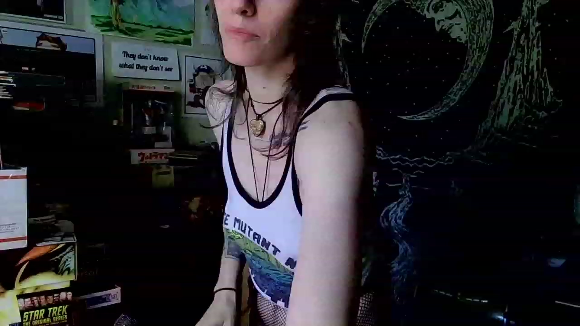 Gallery image thumbnail from CdrTroi's myfreecams stream on, 01/19/2023, 20:22 image 9 of 20