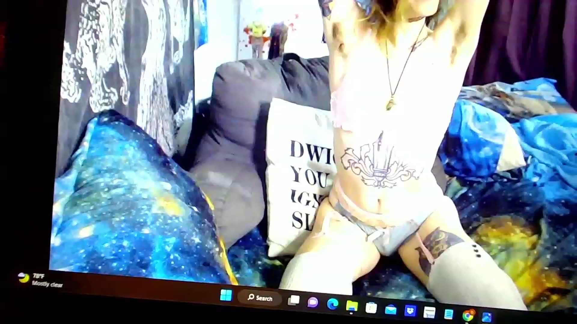 Gallery image thumbnail from CdrTroi's myfreecams stream on, 01/26/2023, 24:00 image 10 of 20
