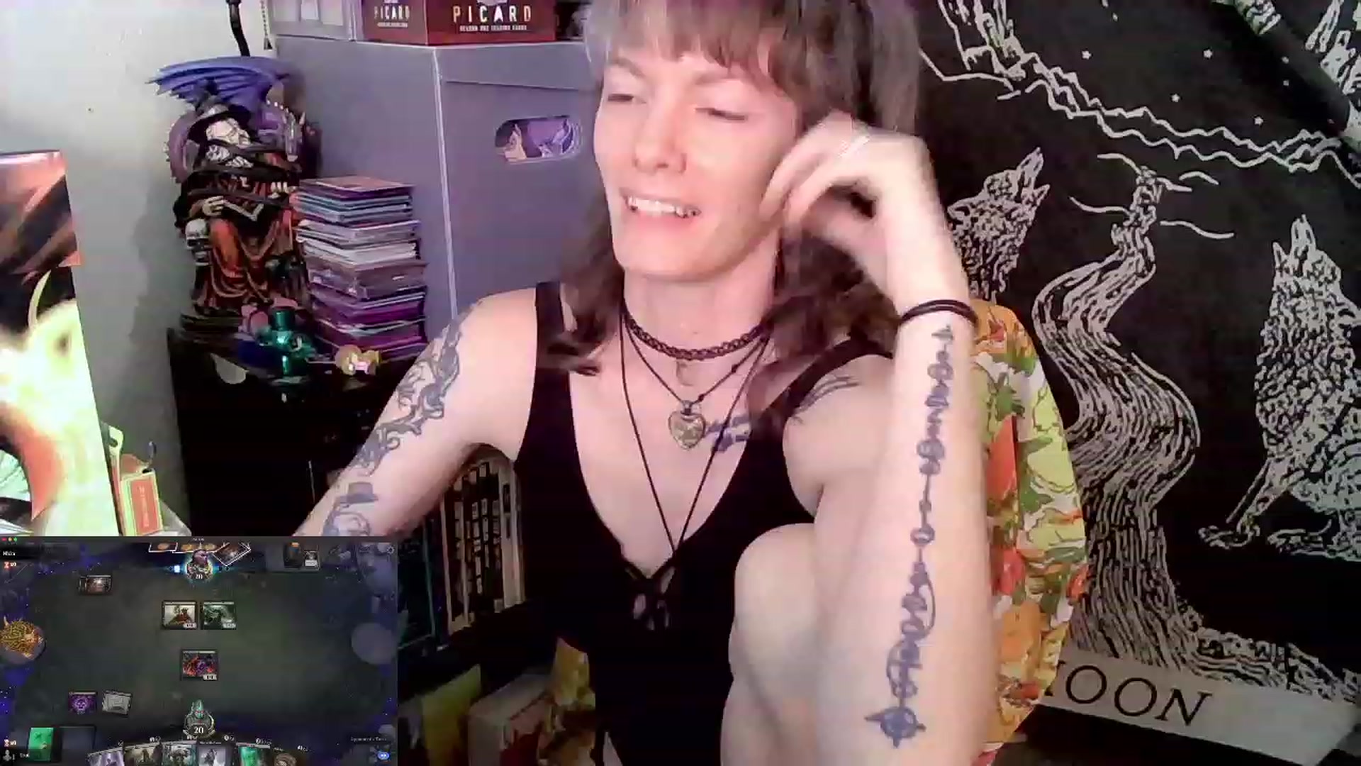 Gallery image thumbnail from CdrTroi's myfreecams stream on, 04/16/2023, 22:10 image 14 of 20