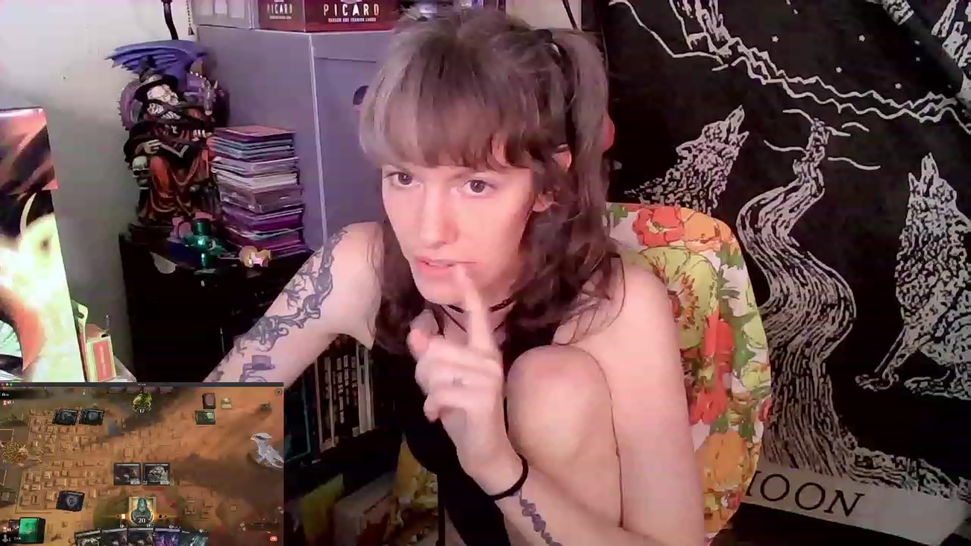 Gallery image thumbnail from CdrTroi's myfreecams stream on, 04/16/2023, 22:10 image 18 of 20