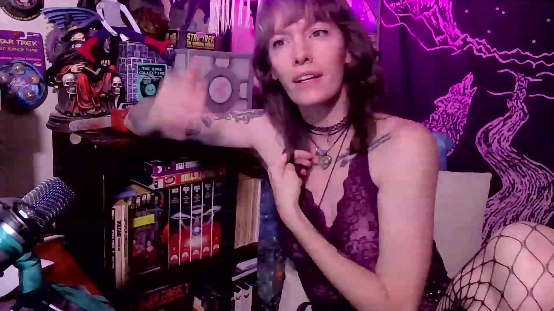Gallery image thumbnail from CdrTroi's myfreecams stream on, 07/17/2023, 06:24 image 15 of 20