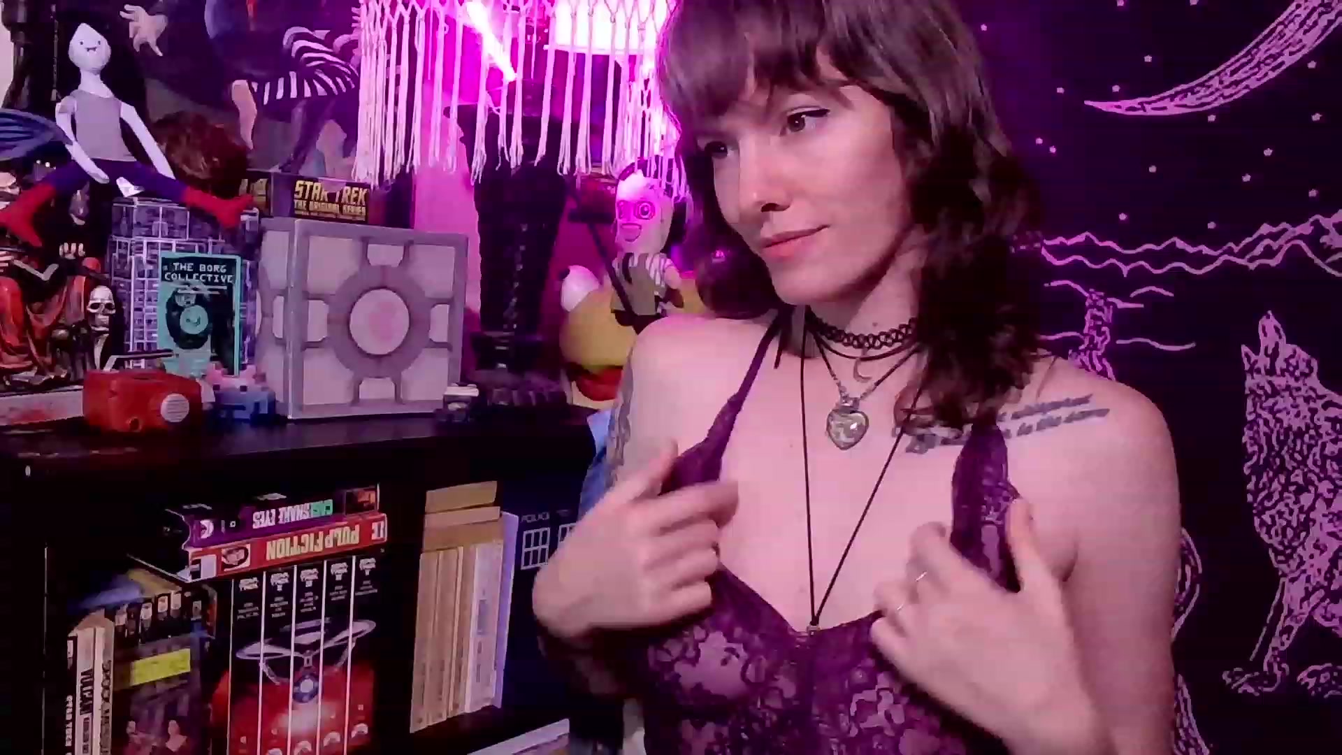 Gallery image thumbnail from CdrTroi's myfreecams stream on, 07/17/2023, 06:24 image 11 of 20