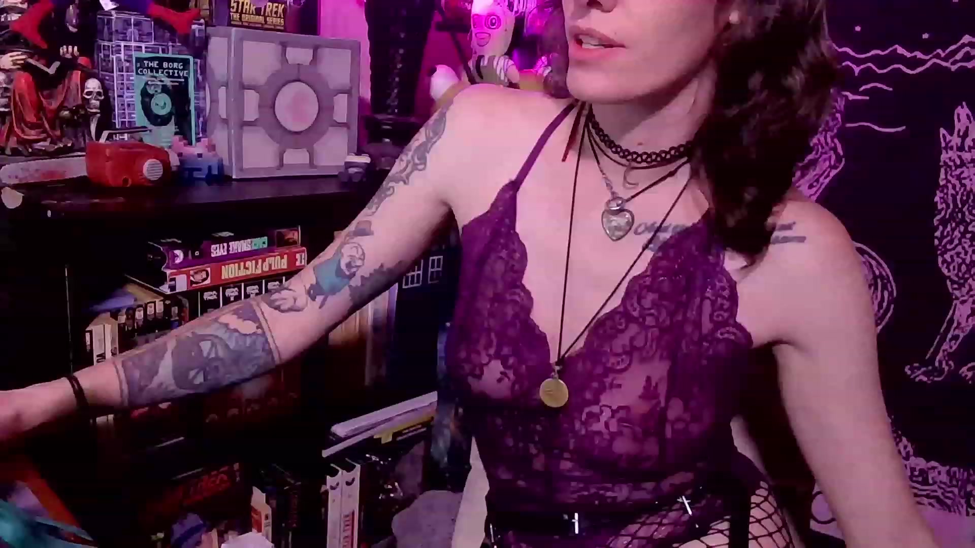 Gallery image thumbnail from CdrTroi's myfreecams stream on, 07/17/2023, 06:24 image 10 of 20