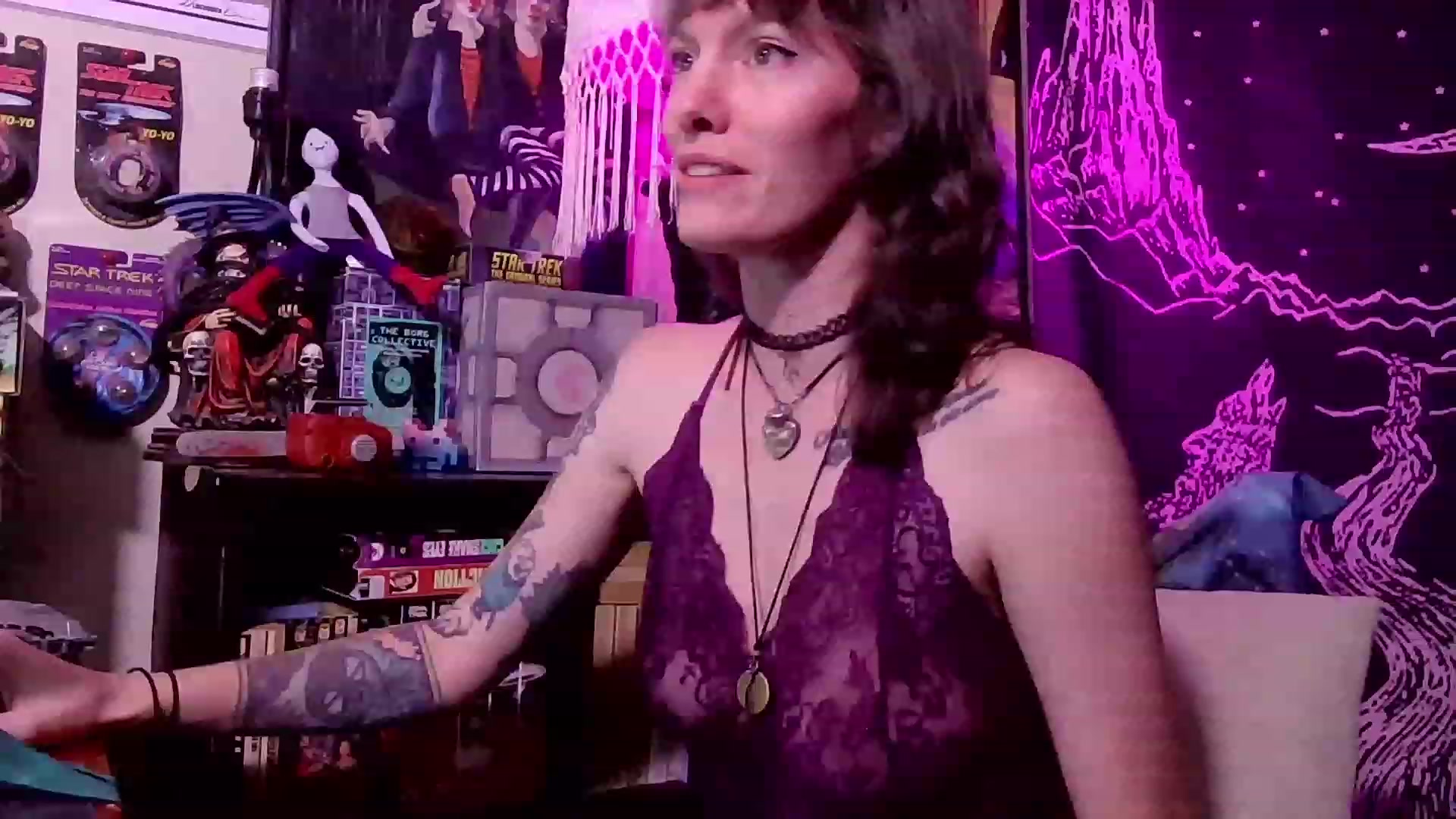 Gallery image thumbnail from CdrTroi's myfreecams stream on, 07/17/2023, 08:23 image 20 of 20