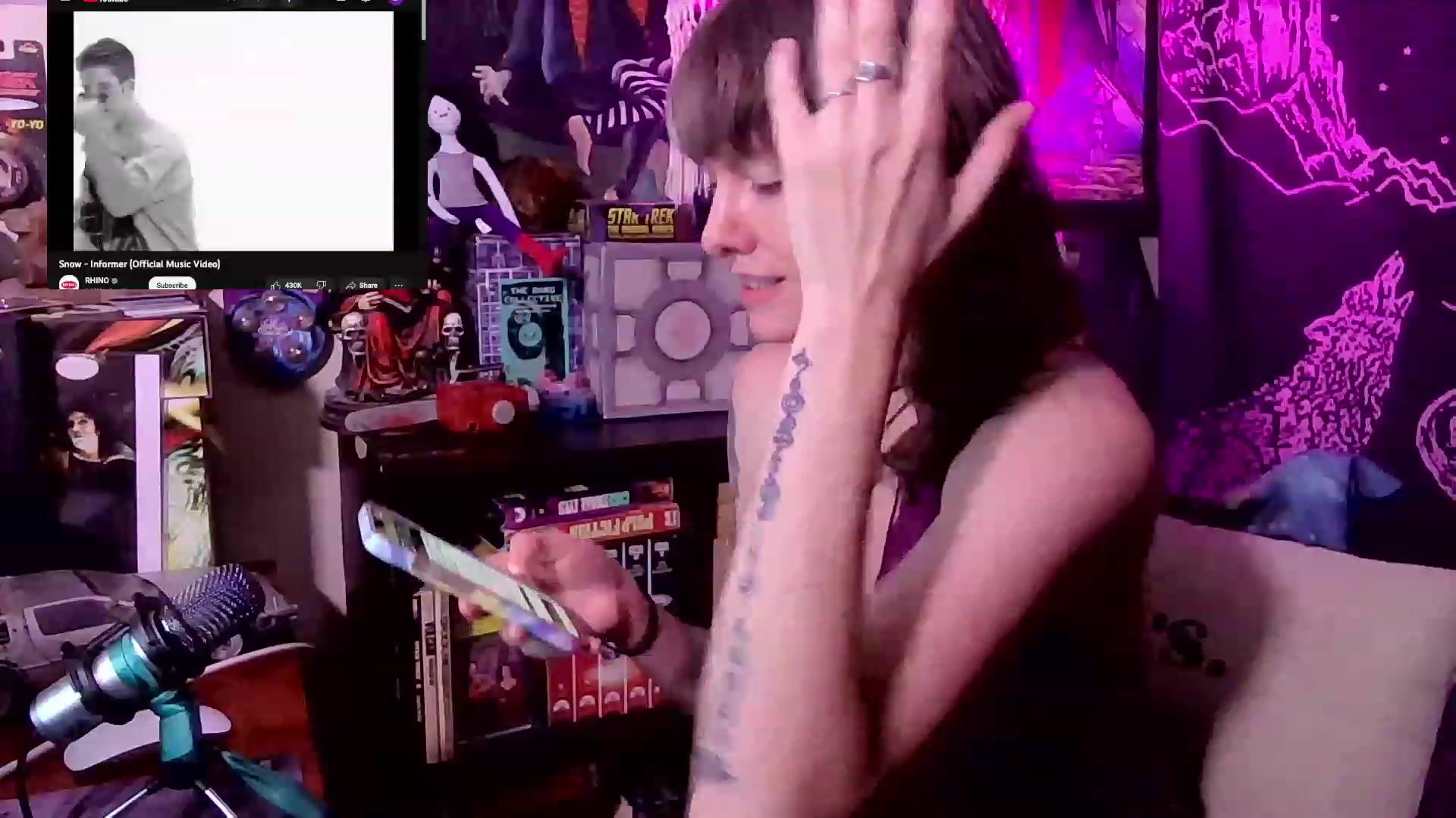 Gallery image thumbnail from CdrTroi's myfreecams stream on, 07/17/2023, 08:23 image 10 of 20