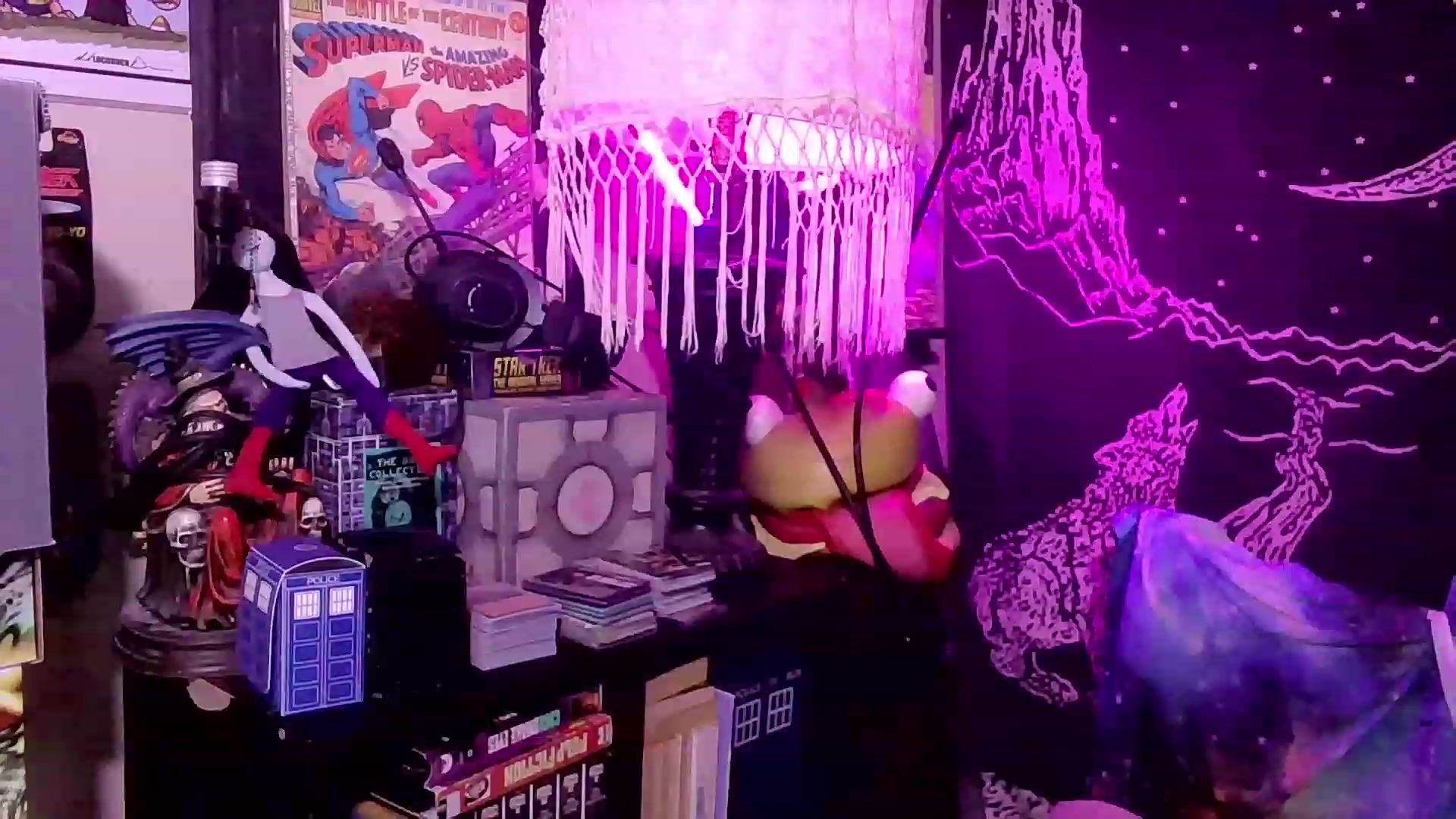 Gallery image thumbnail from CdrTroi's myfreecams stream on, 07/19/2023, 24:08 image 18 of 20