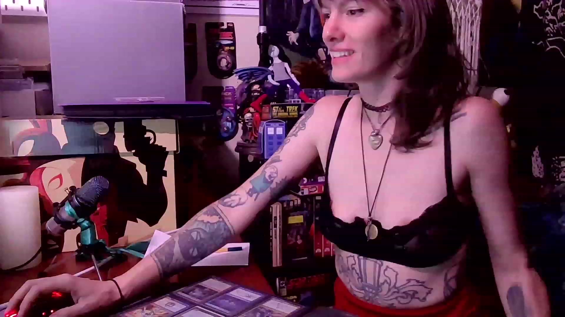 Gallery image thumbnail from CdrTroi's myfreecams stream on, 07/21/2023, 08:36 image 13 of 20