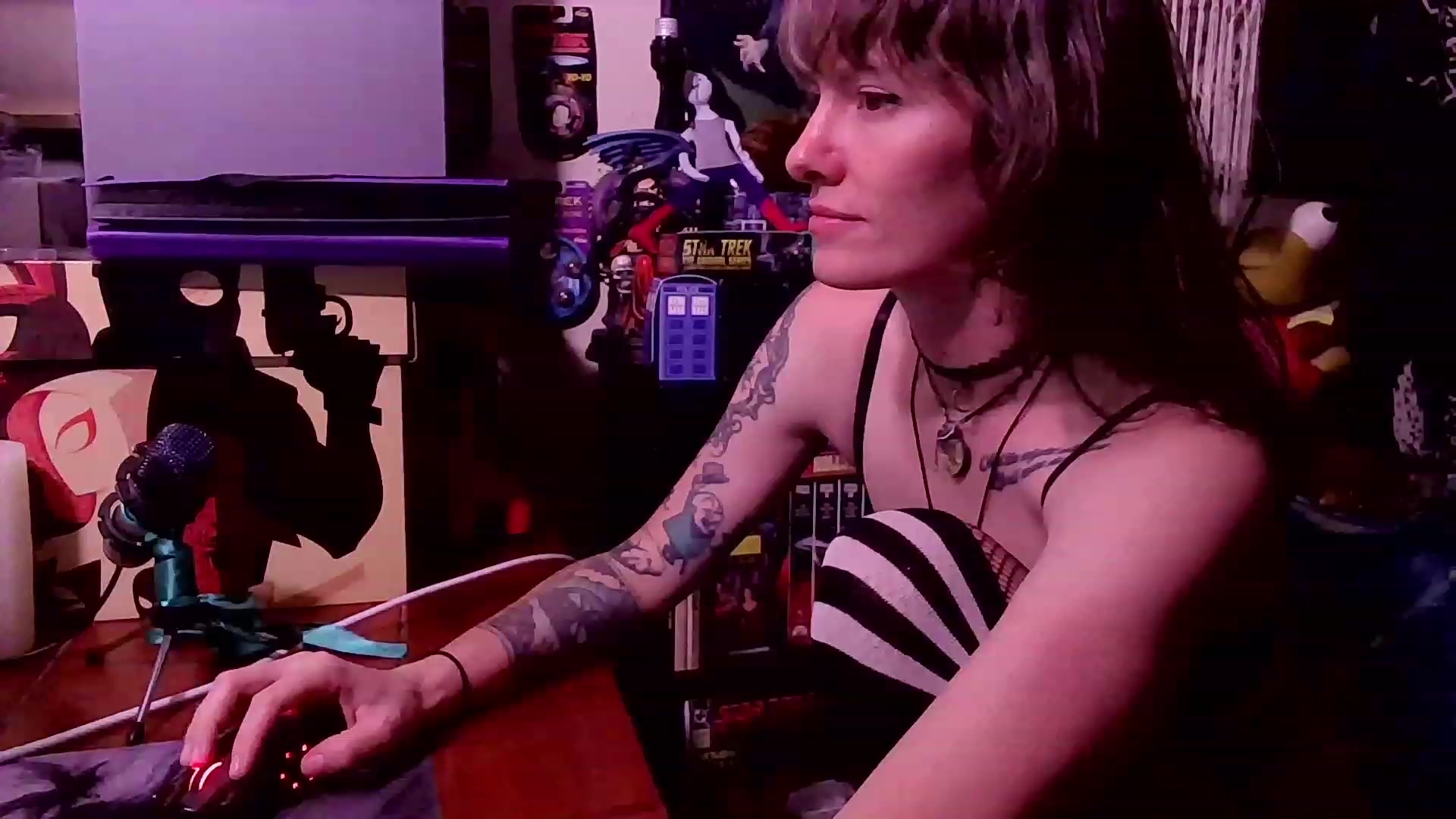 Gallery image thumbnail from CdrTroi's myfreecams stream on, 07/21/2023, 08:36 image 20 of 20