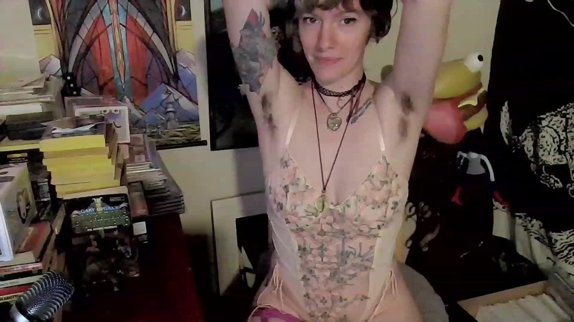 Gallery image thumbnail from CdrTroi's myfreecams stream on, 07/31/2023, 07:02 image 17 of 20