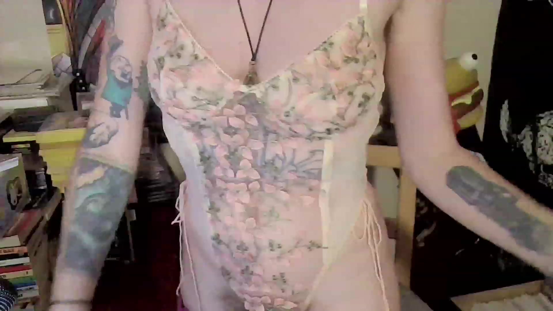 Gallery image thumbnail from CdrTroi's myfreecams stream on, 07/31/2023, 07:02 image 19 of 20