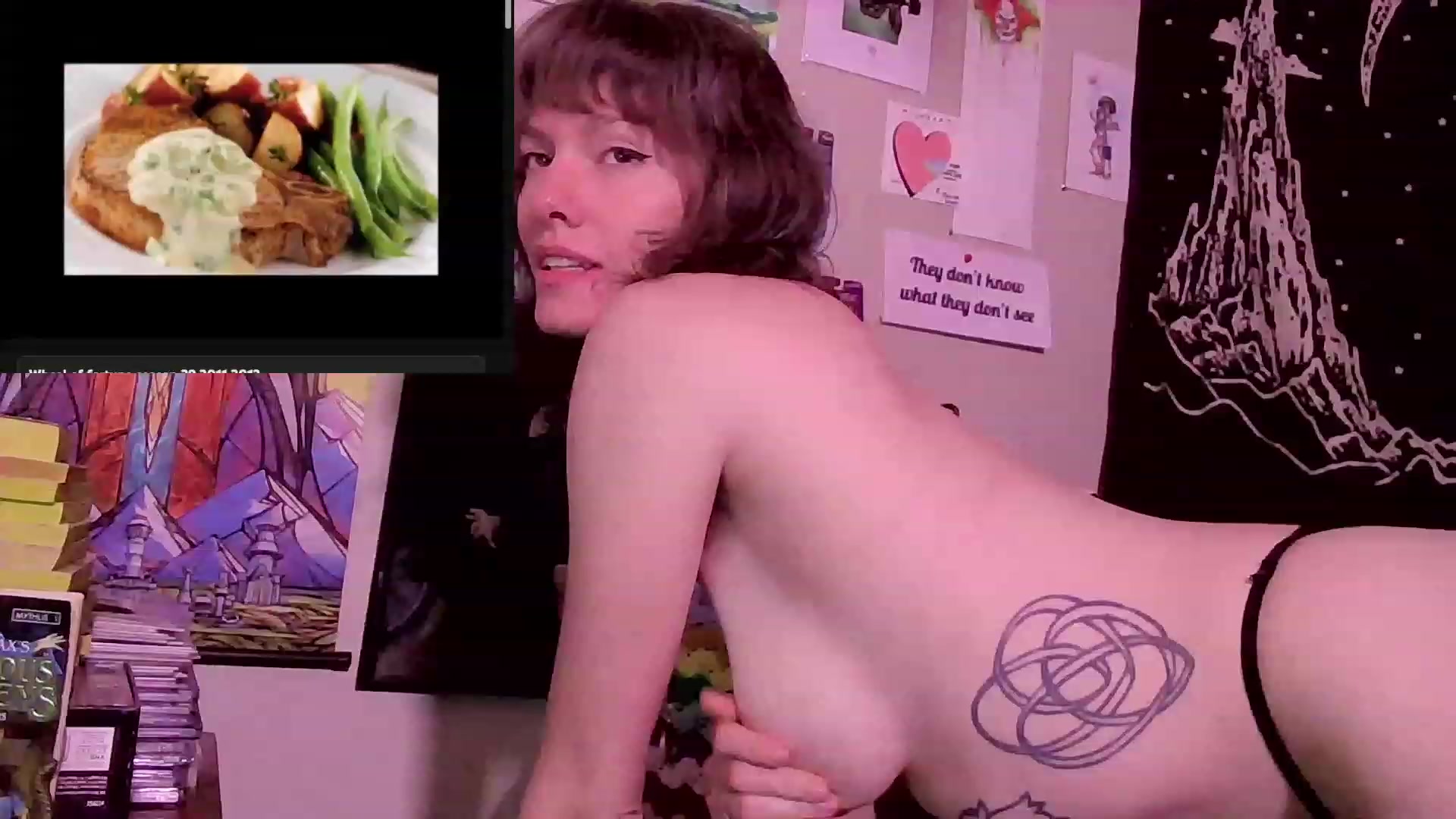 Gallery image thumbnail from CdrTroi's myfreecams stream on, 08/04/2023, 05:42 image 12 of 20