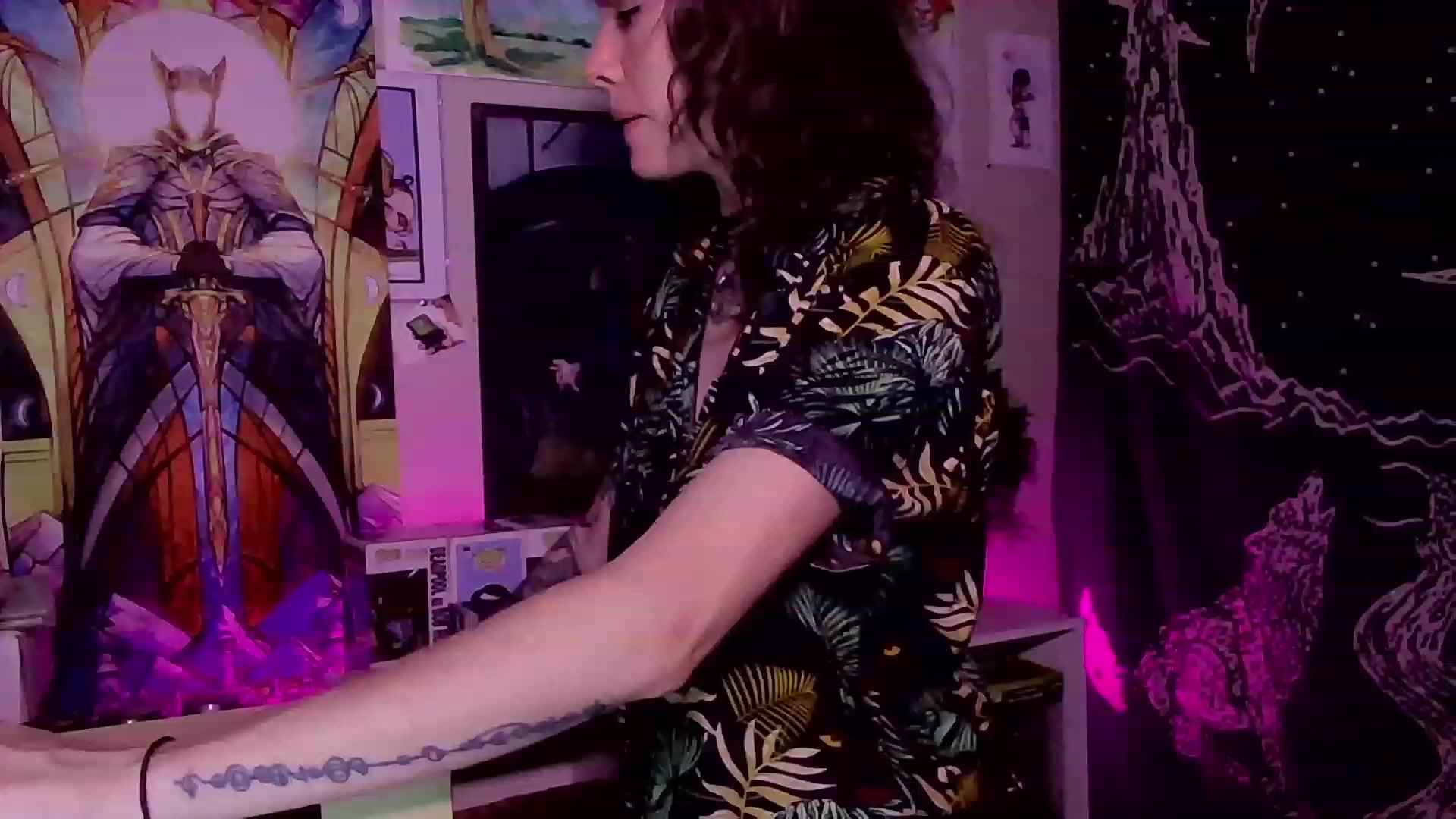 Gallery image thumbnail from CdrTroi's myfreecams stream on, 08/07/2023, 07:46 image 18 of 20