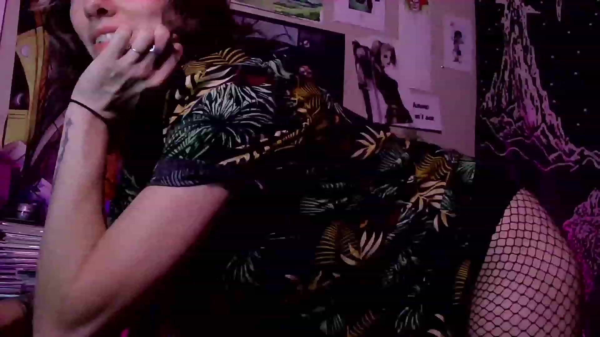 Gallery image thumbnail from CdrTroi's myfreecams stream on, 08/07/2023, 07:46 image 15 of 20