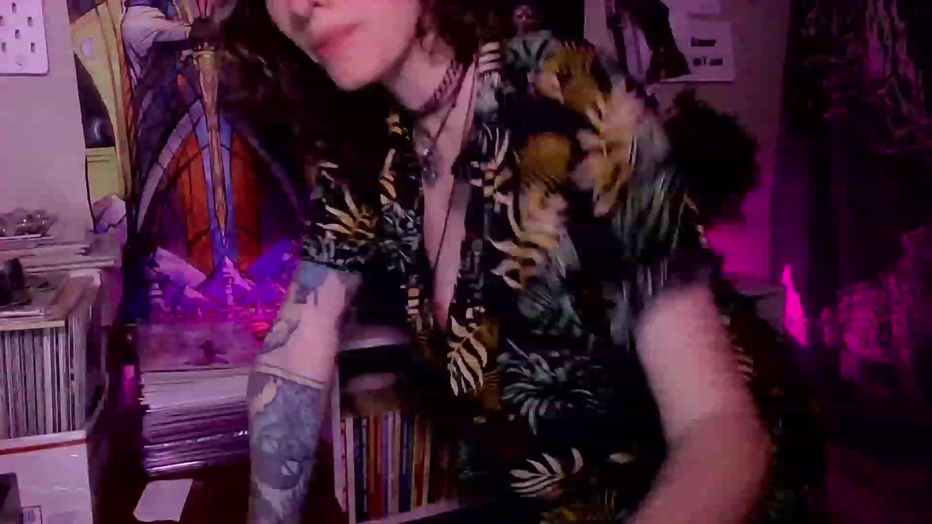 Gallery image thumbnail from CdrTroi's myfreecams stream on, 08/07/2023, 09:35 image 9 of 20