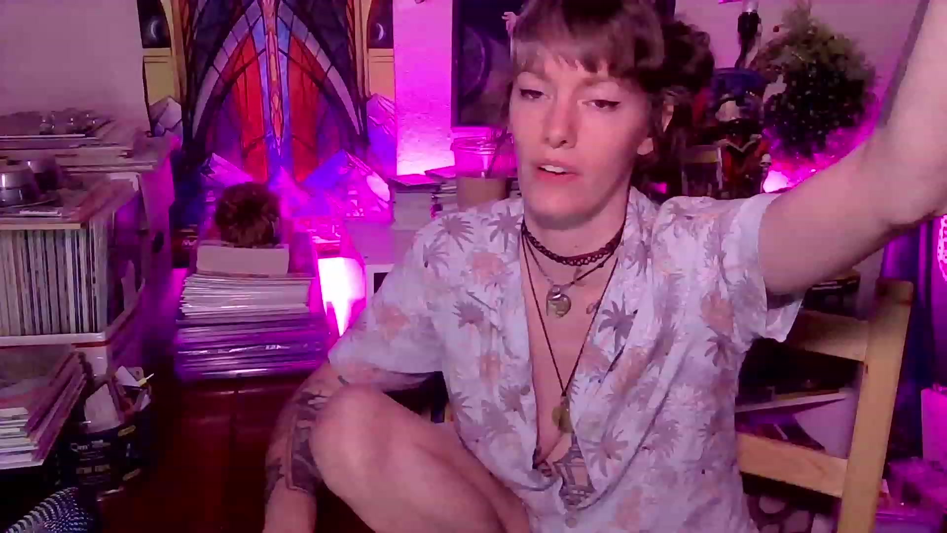 Gallery image thumbnail from CdrTroi's myfreecams stream on, 08/08/2023, 05:06 image 4 of 20