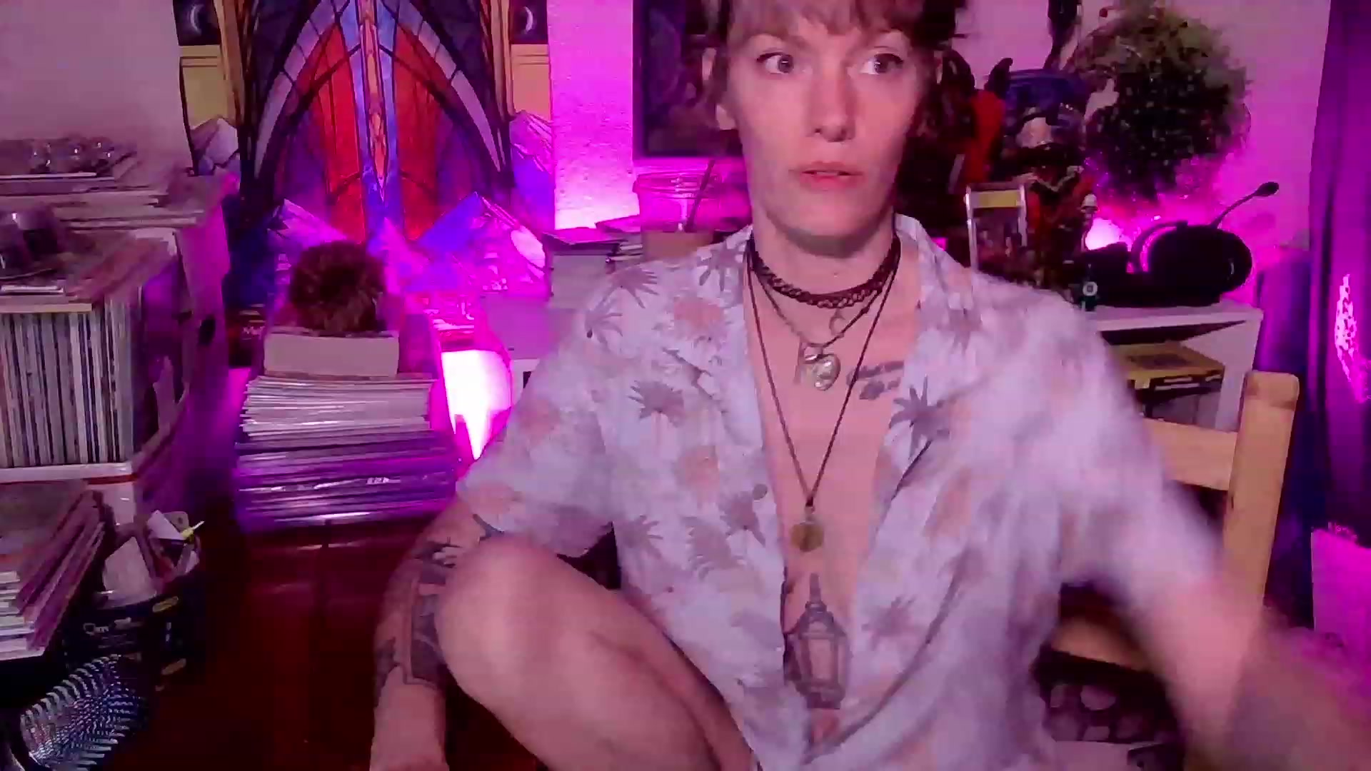 Gallery image thumbnail from CdrTroi's myfreecams stream on, 08/08/2023, 05:06 image 3 of 20