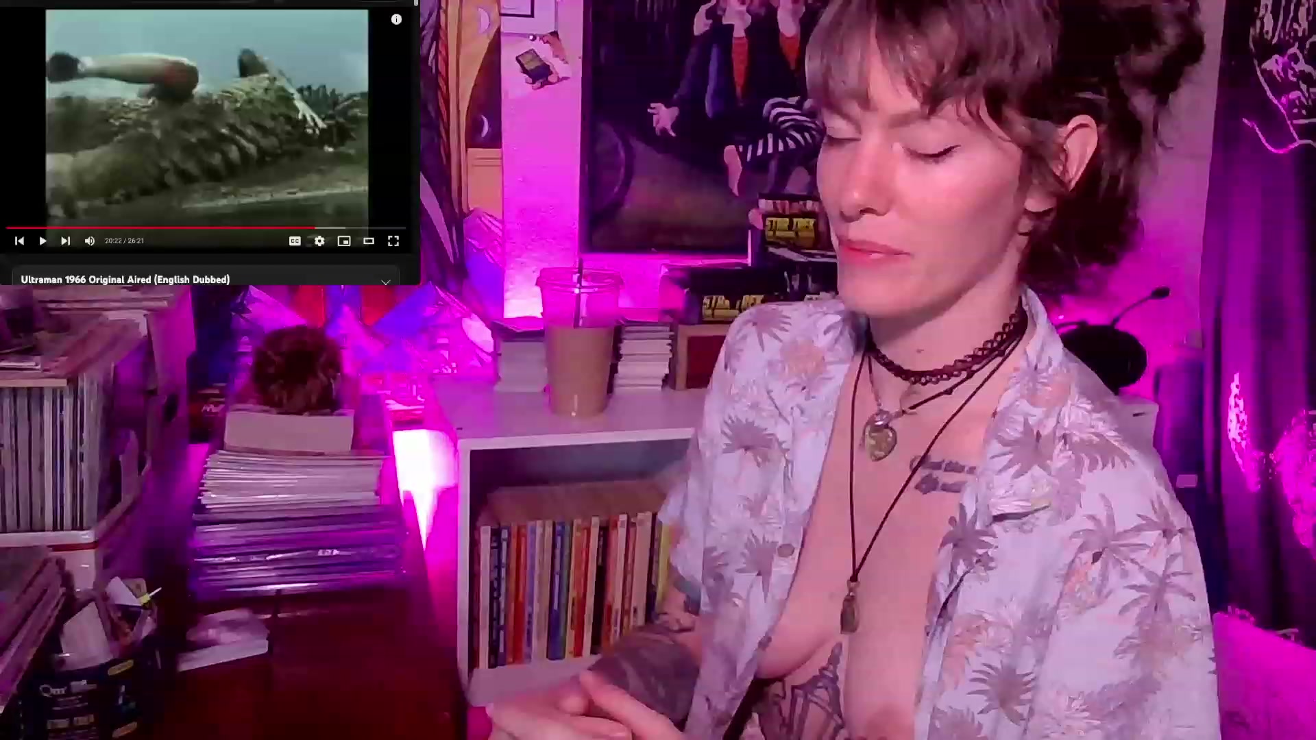 Gallery image thumbnail from CdrTroi's myfreecams stream on, 08/08/2023, 05:06 image 13 of 20
