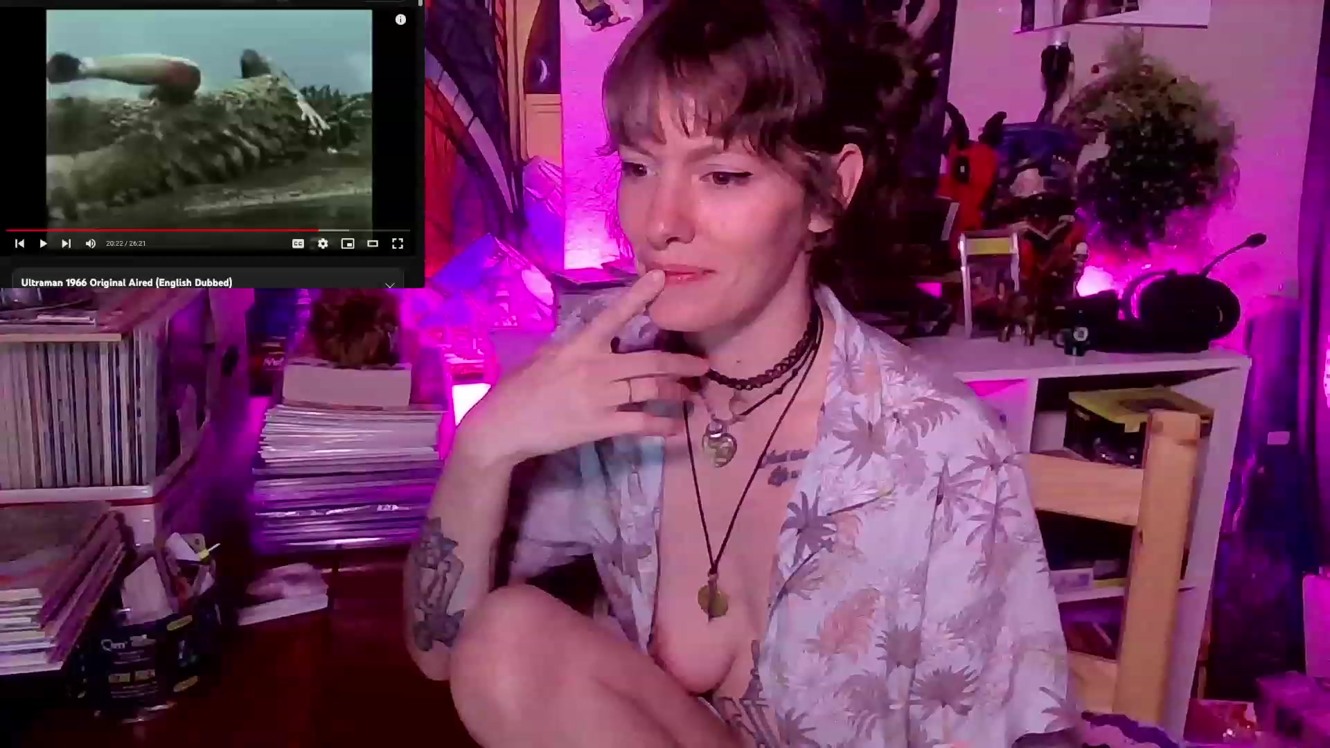 Gallery image thumbnail from CdrTroi's myfreecams stream on, 08/08/2023, 05:06 image 16 of 20