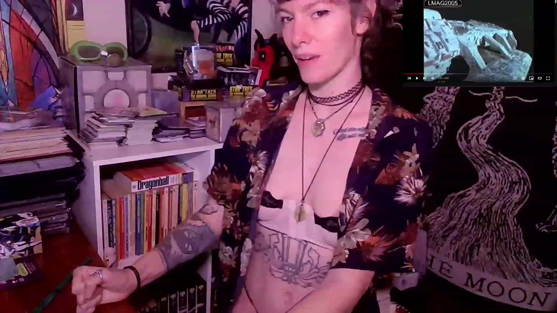 Gallery image thumbnail from CdrTroi's myfreecams stream on, 08/14/2023, 23:22 image 19 of 20