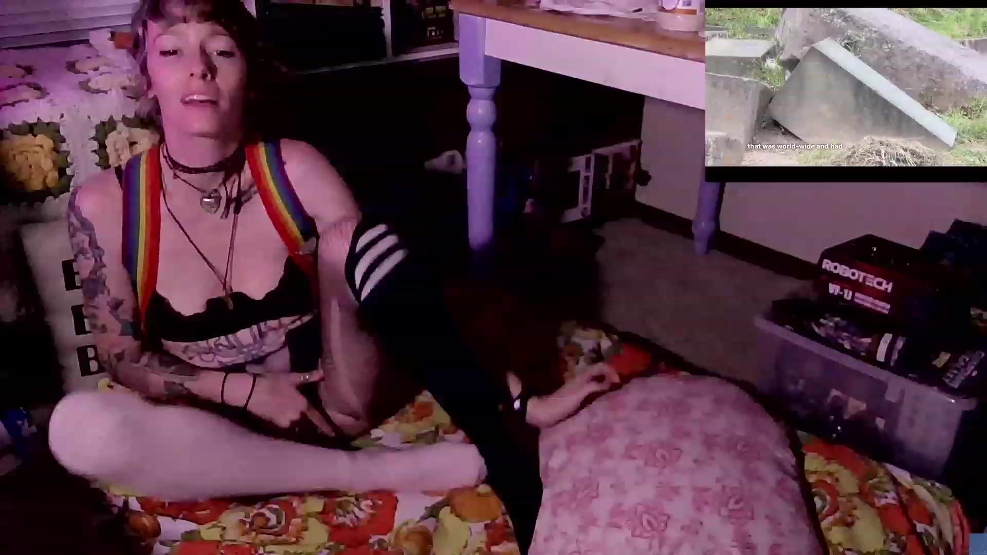 Gallery image thumbnail from CdrTroi's myfreecams stream on, 08/31/2023, 07:37 image 6 of 20