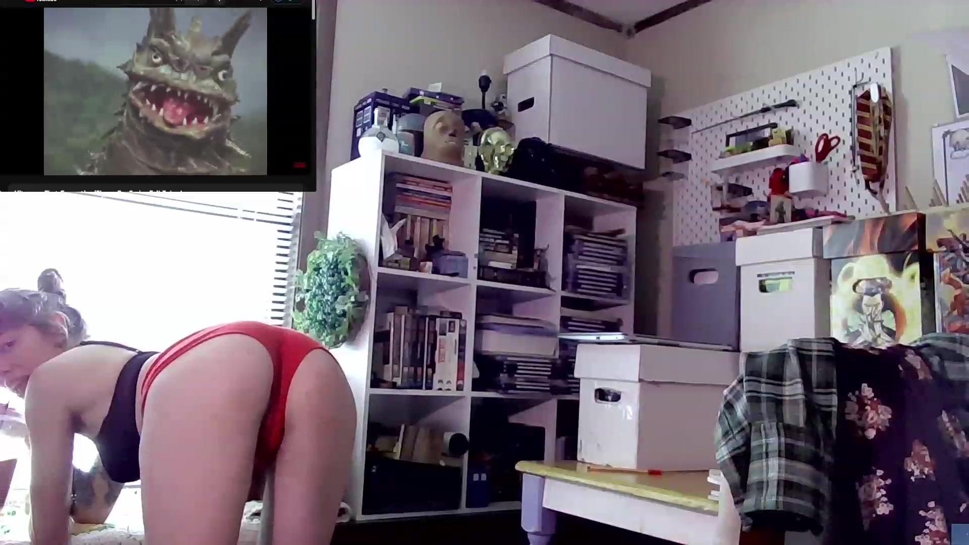 Gallery image thumbnail from CdrTroi's myfreecams stream on, 09/01/2023, 19:43 image 20 of 20