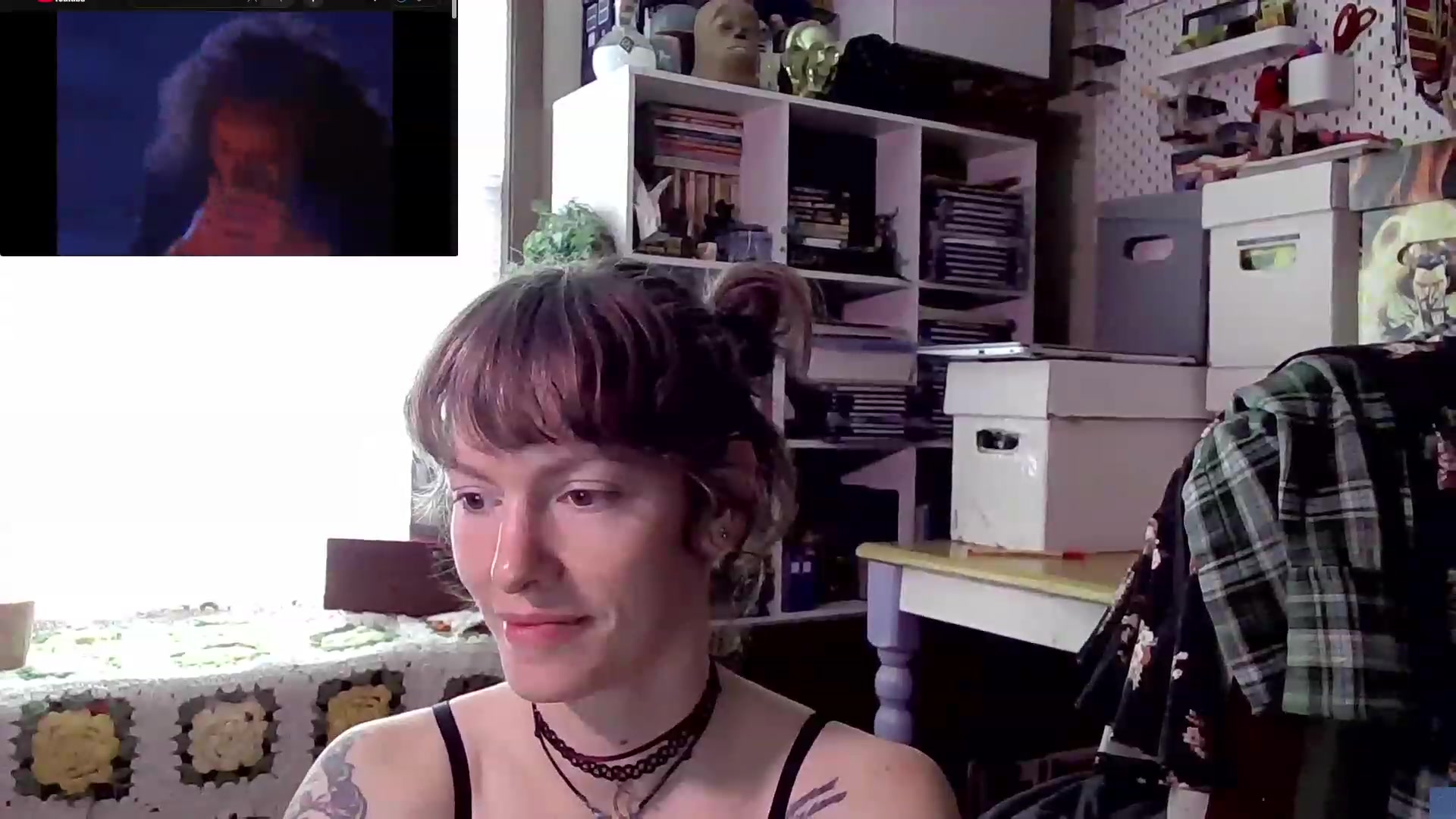 Gallery image thumbnail from CdrTroi's myfreecams stream on, 09/01/2023, 19:43 image 7 of 20