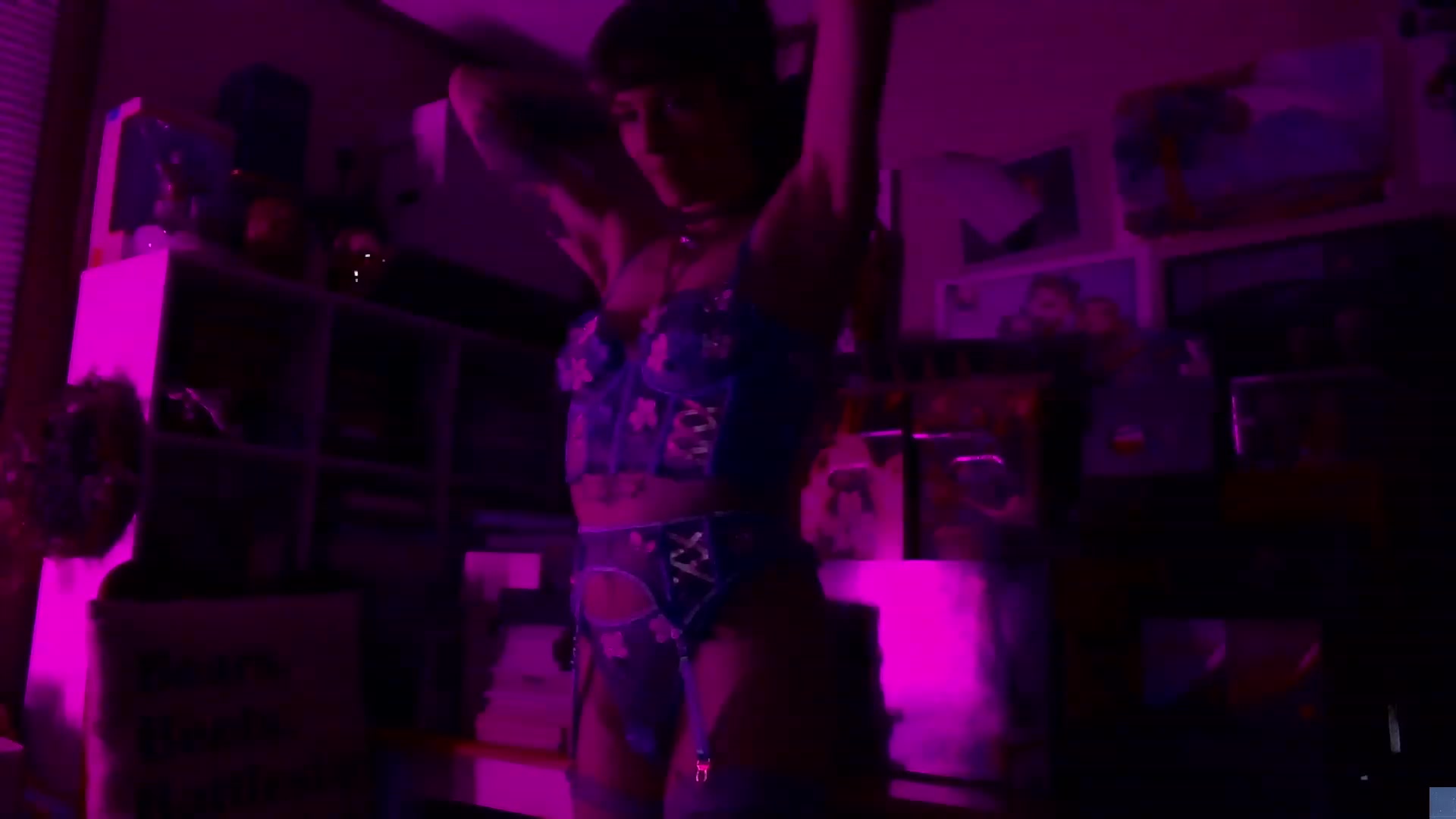 Gallery image thumbnail from CdrTroi's myfreecams stream on, 09/09/2023, 03:35 image 5 of 20