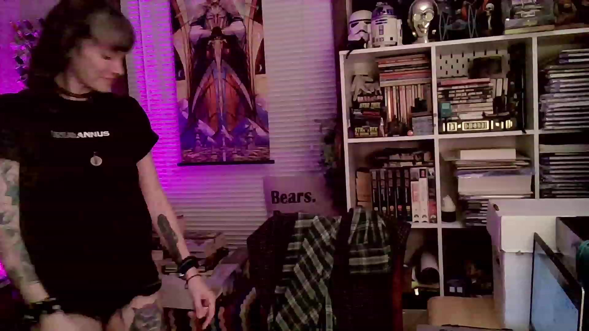 Gallery image thumbnail from CdrTroi's myfreecams stream on, 09/19/2023, 06:50 image 2 of 20