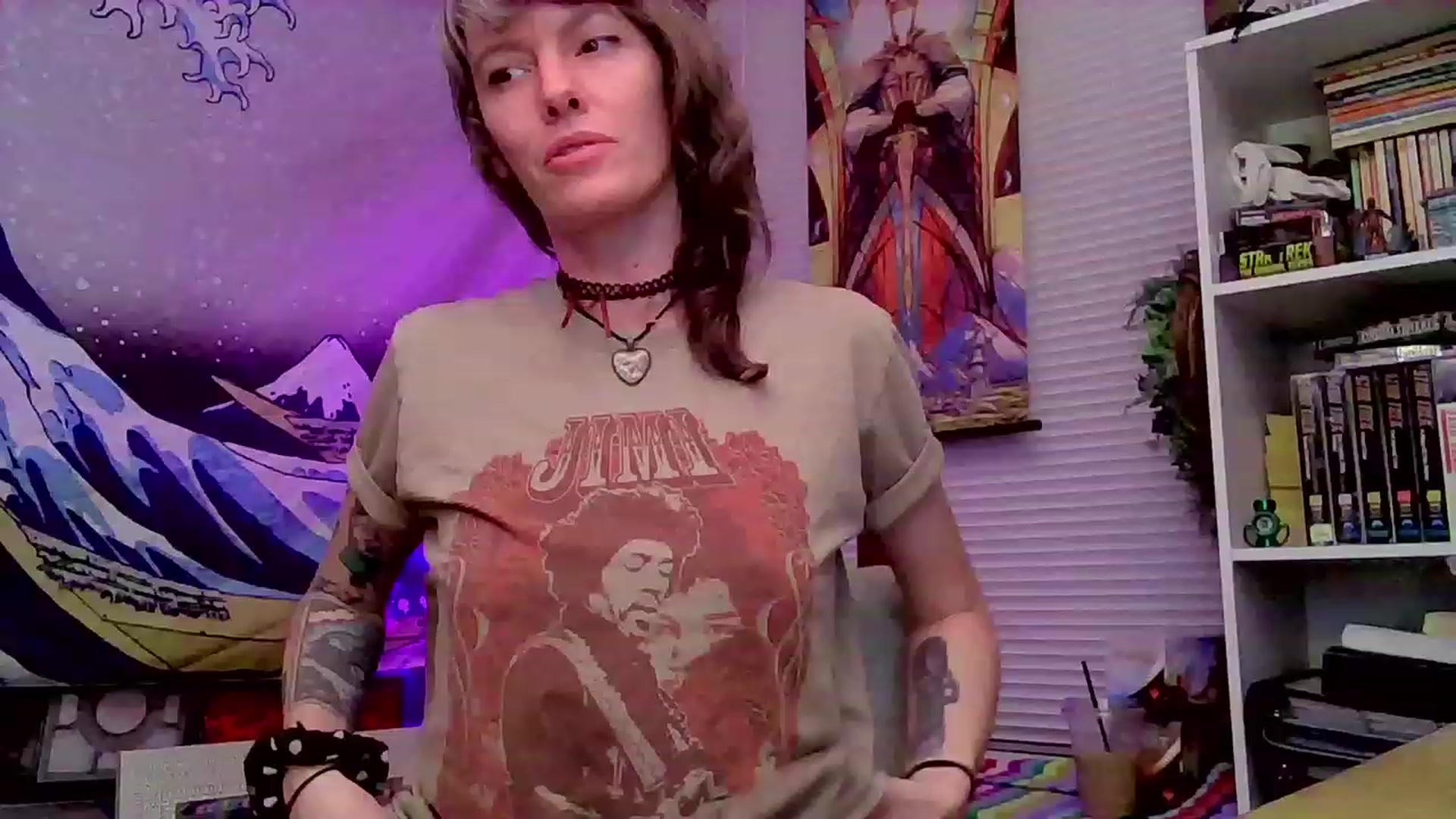 Gallery image thumbnail from CdrTroi's myfreecams stream on, 09/27/2023, 06:08 image 15 of 20