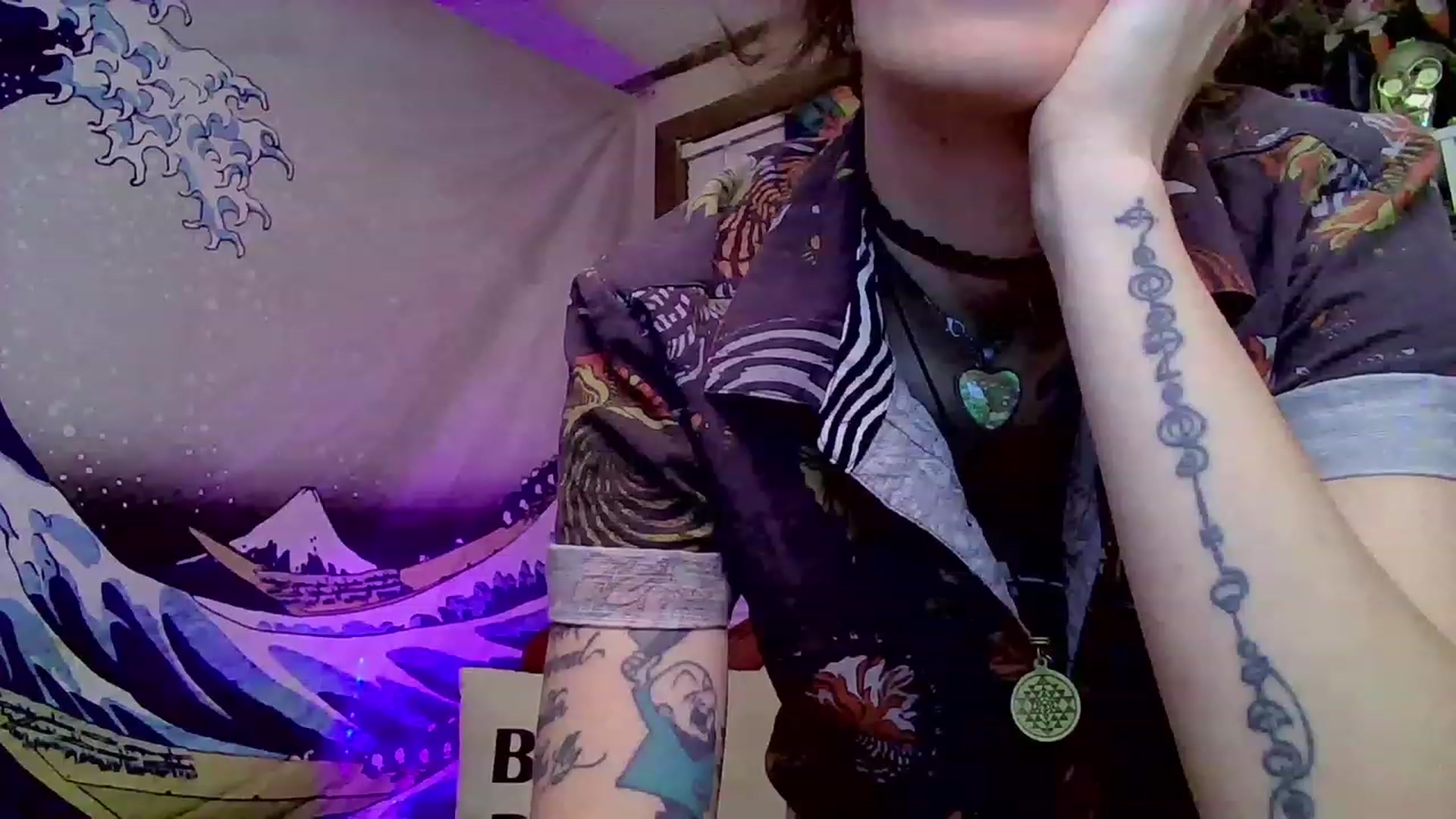 Gallery image thumbnail from CdrTroi's myfreecams stream on, 09/30/2023, 01:10 image 10 of 20